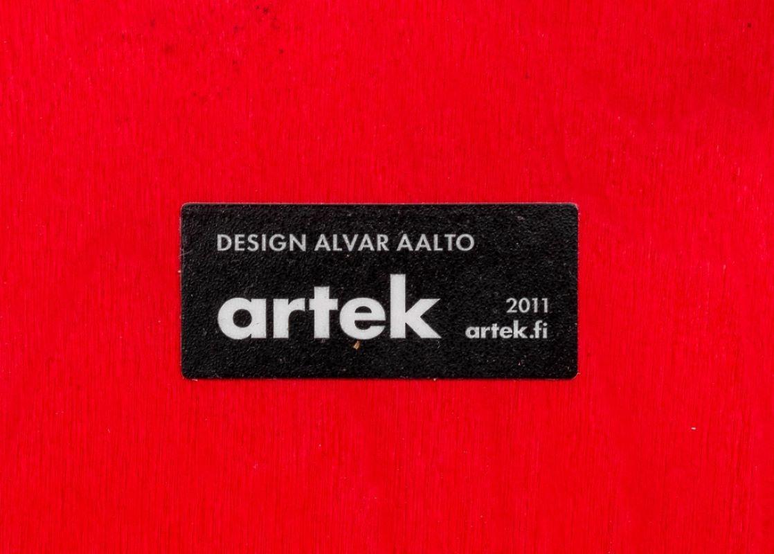 Alvar Aalto Artek Mid-Century Modern 66 Chairs, Pair  For Sale 5