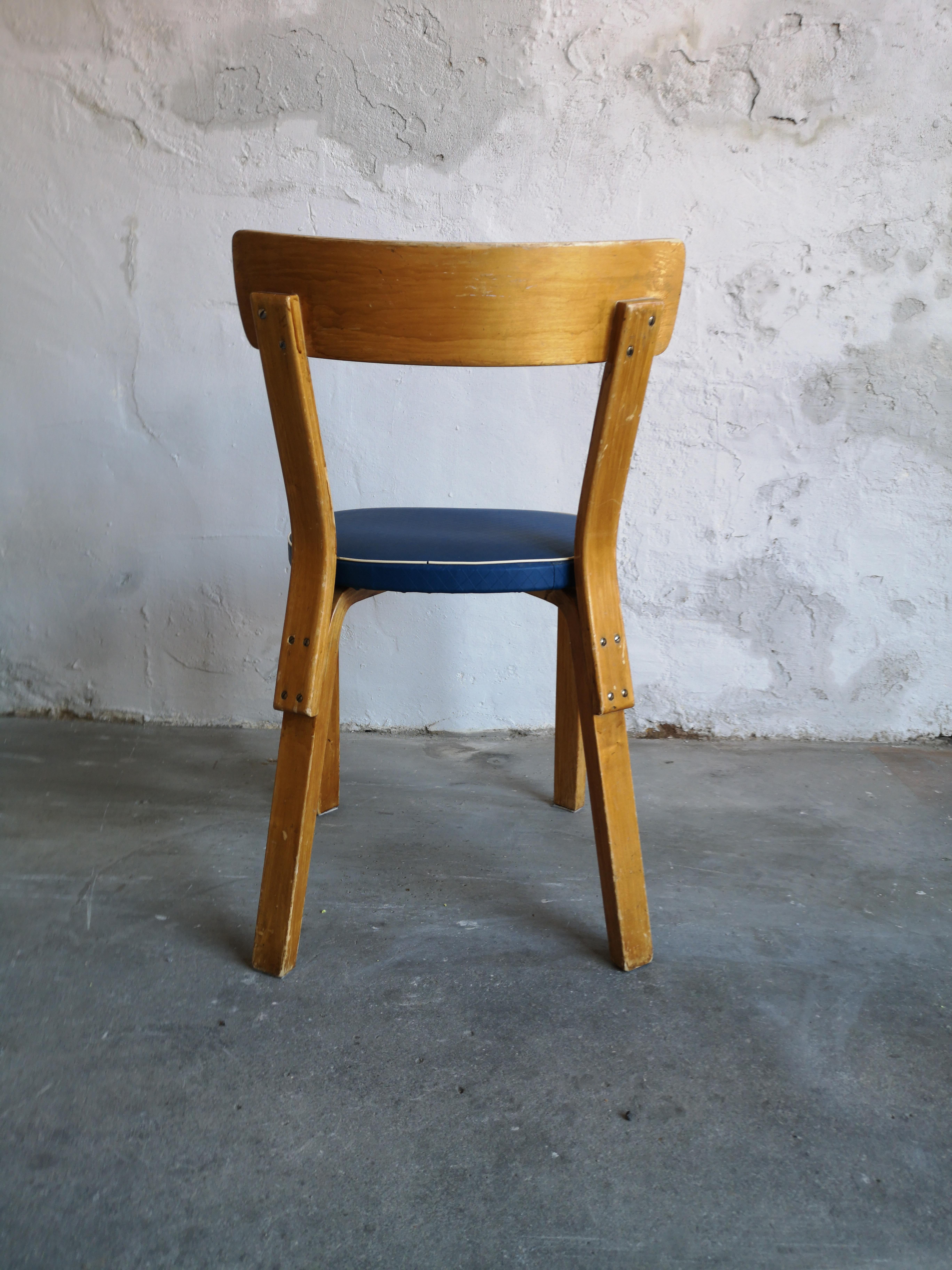 Birch Alvar Aalto/Artek Original Vinyl Upholstered Chair Model 69, 1950s For Sale
