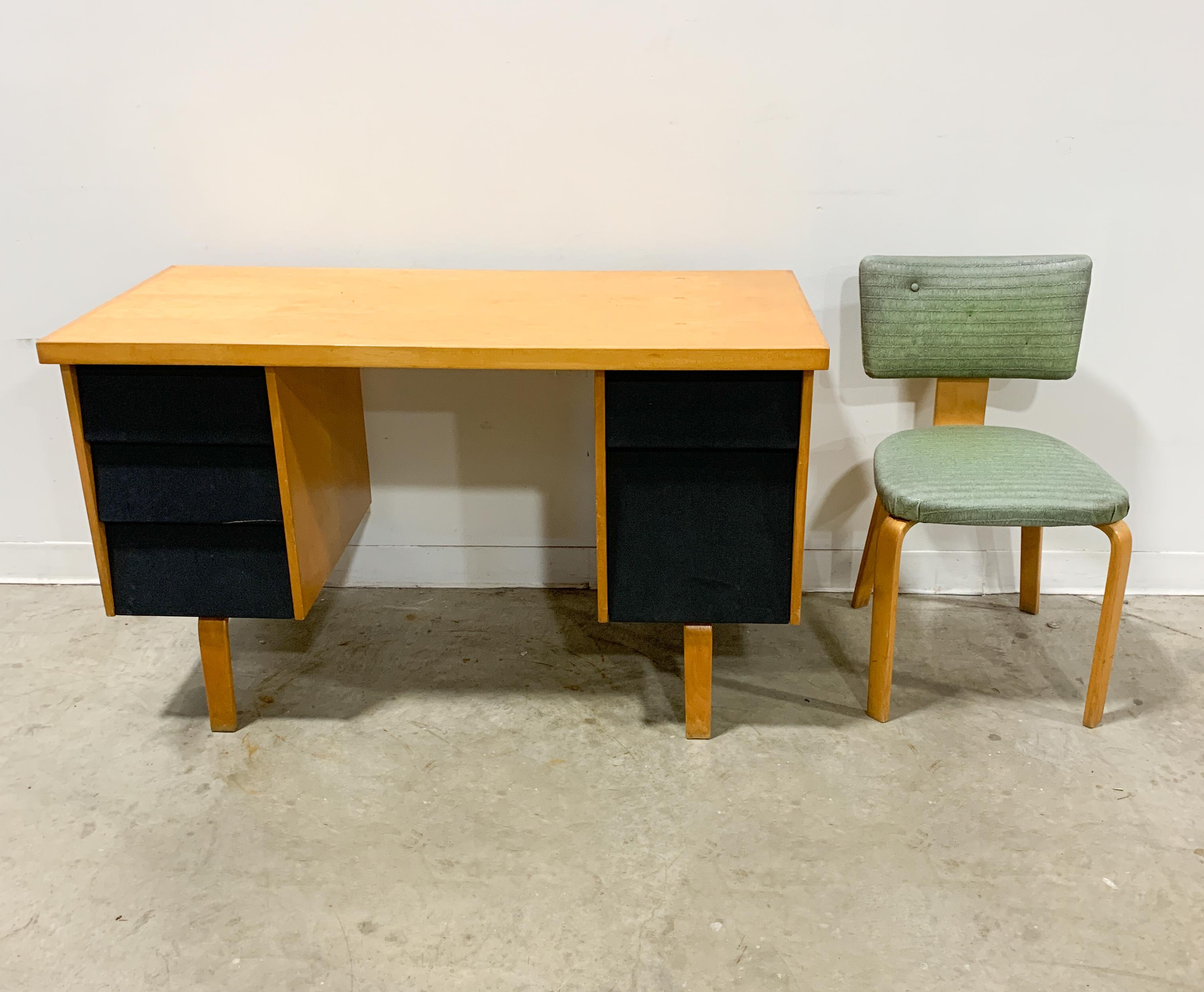 Alvar Aalto Artek-Pascoe 1940s Desk and Chair 2