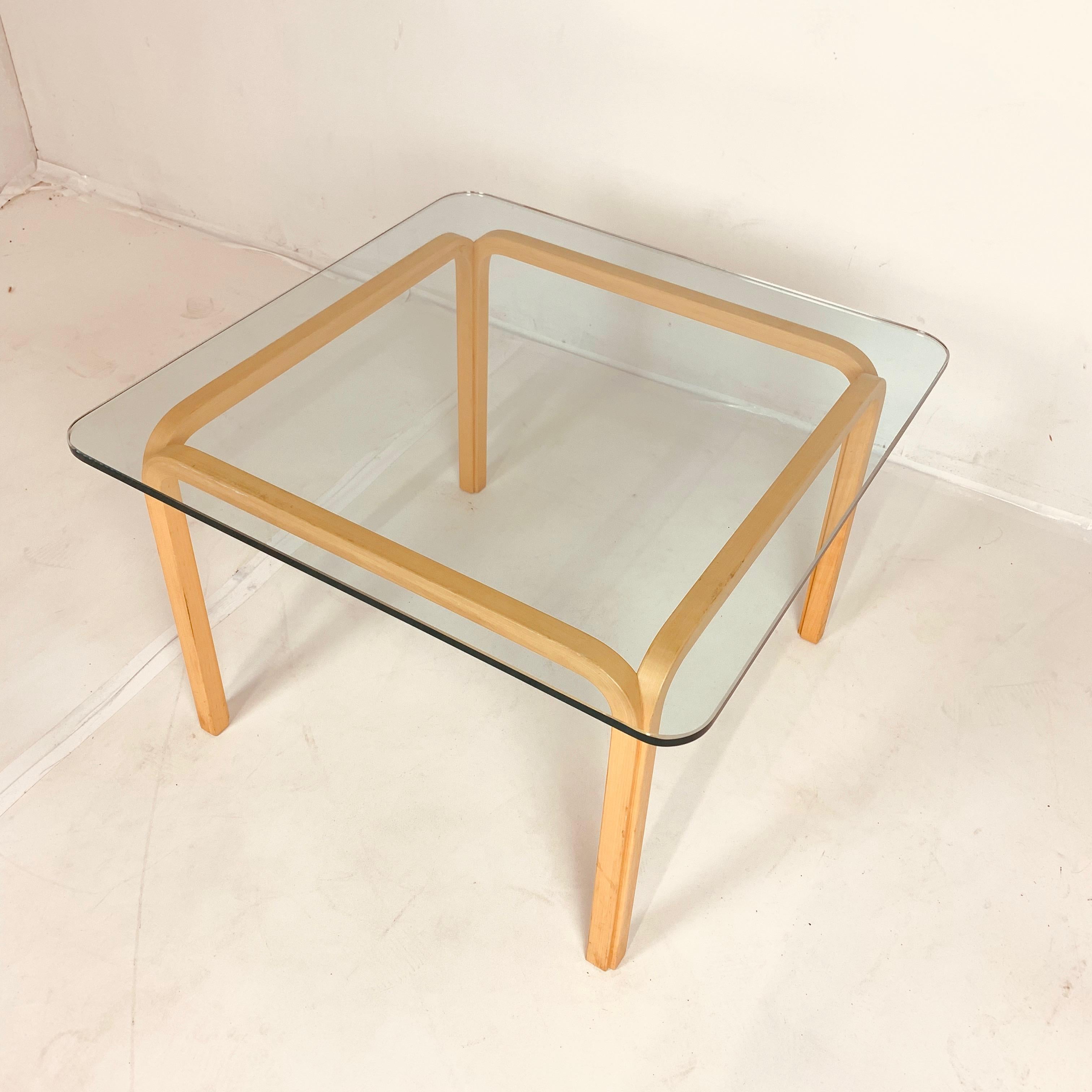 Alvar Aalto Artek Y805 Glass and Bentwood Birch Coffee or Cocktail Table In Good Condition In Hudson, NY
