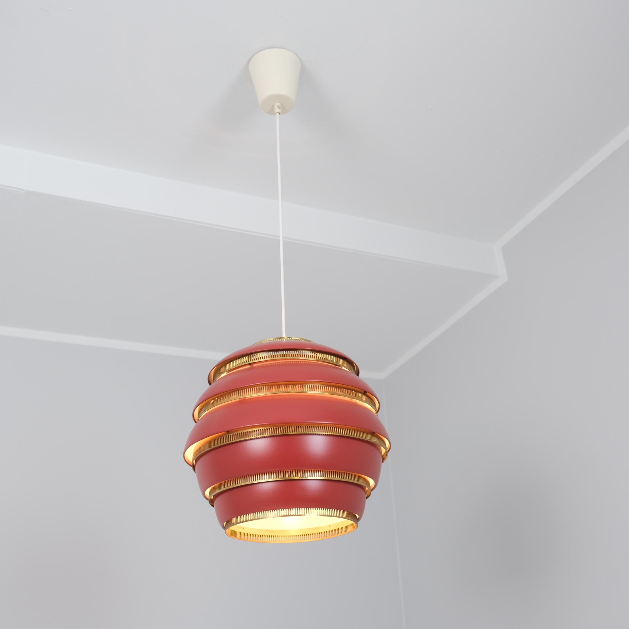 Metal Alvar Aalto 