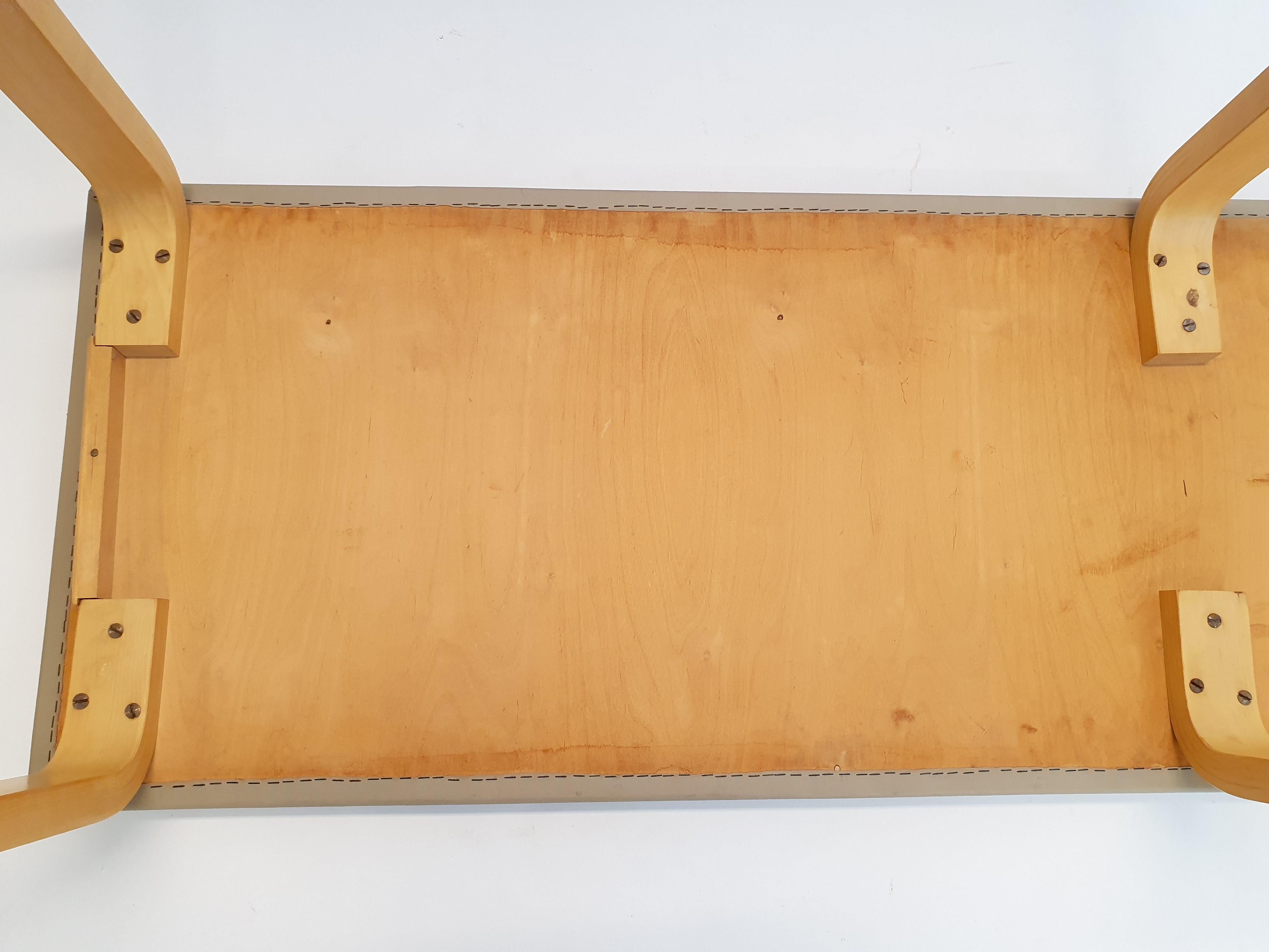 Alvar Aalto Bench 7