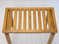 Banc Alvar Aalto avec pieds d'époque de la guerre par Artek, années 1940