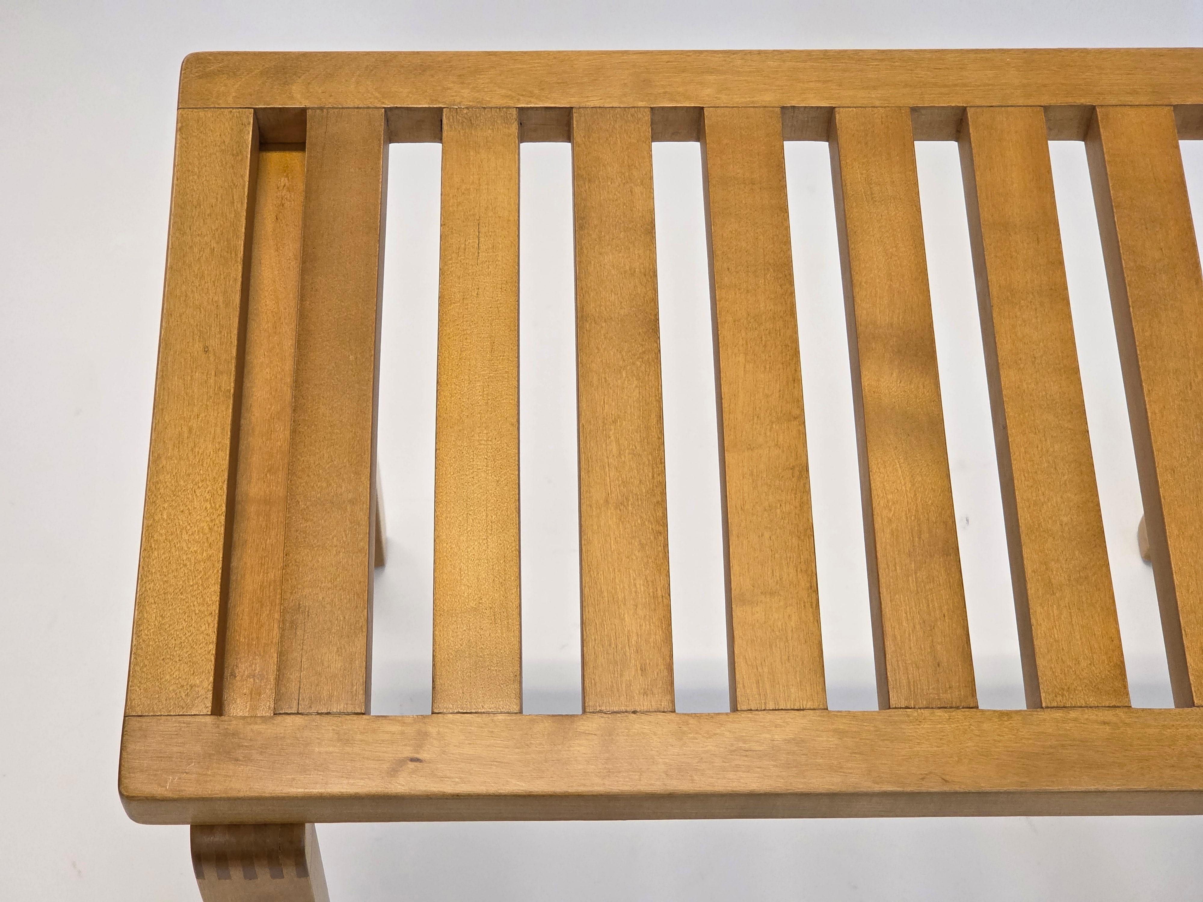 Alvar Aalto Bench with War Time Legs by Artek 1940s In Good Condition For Sale In Espoo, FI