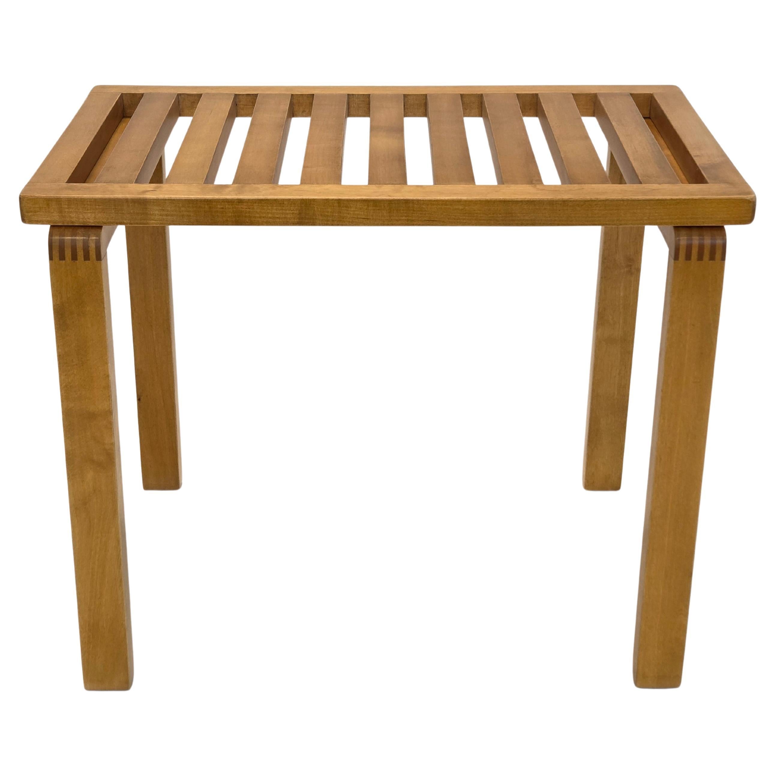 Alvar Aalto-Bank mit Beinen aus der Kriegszeit von Artek, 1940er Jahre