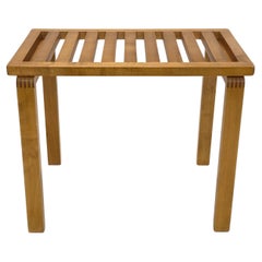 Alvar Aalto-Bank mit Beinen aus der Kriegszeit von Artek, 1940er Jahre