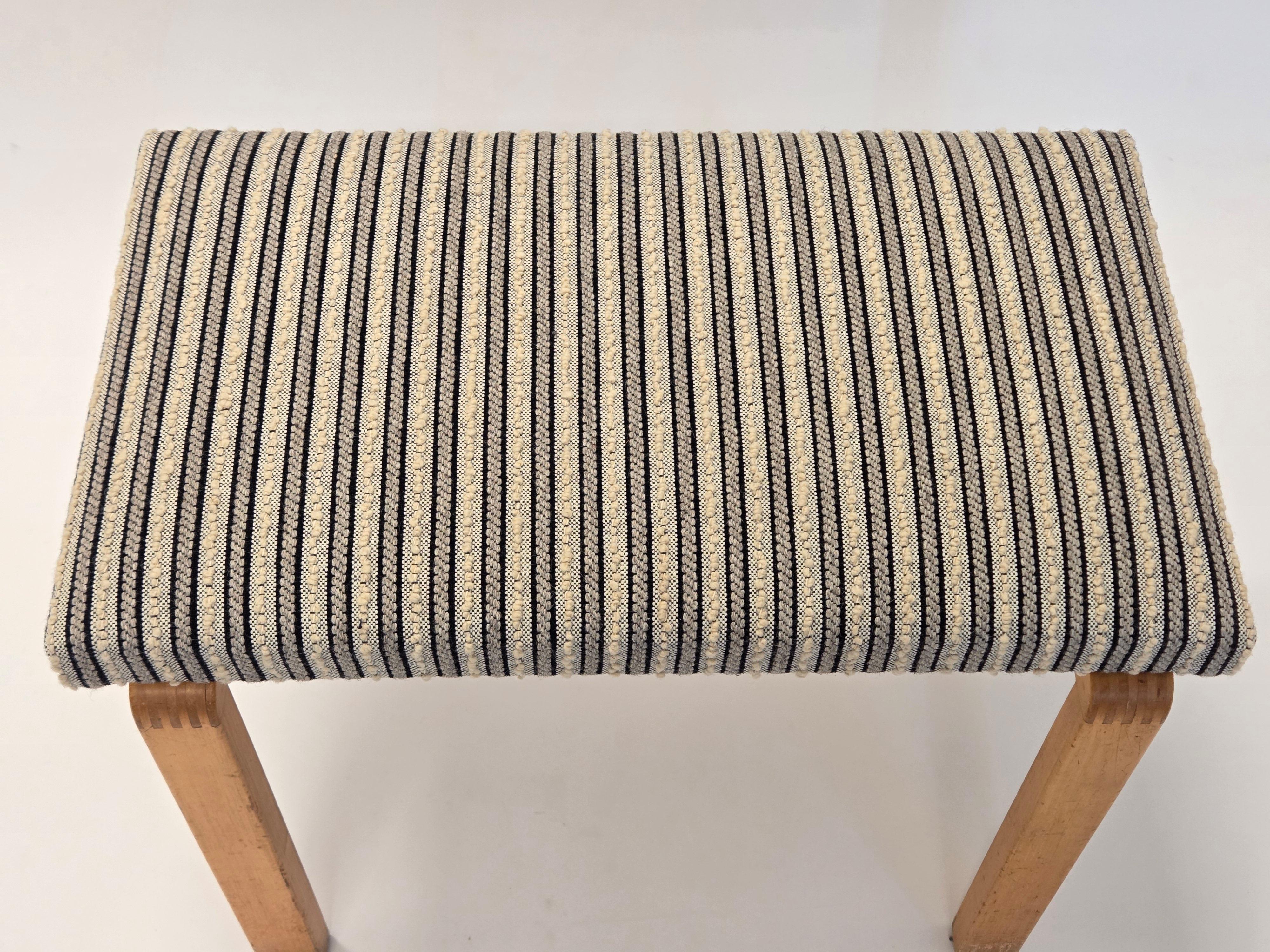 Alvar Aalto Bench with War Time Legs by Artek in 1940s For Sale 2