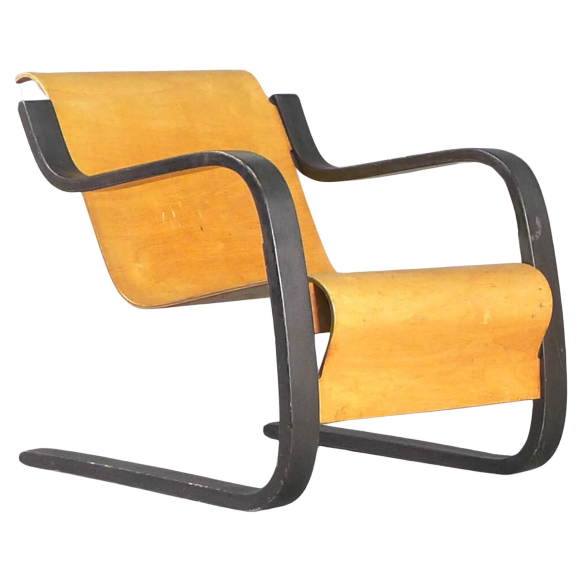 Alvar Aalto, Birch Plywood Cantilever Chair, Model 31, Huonekalu-ja, Finland For Sale