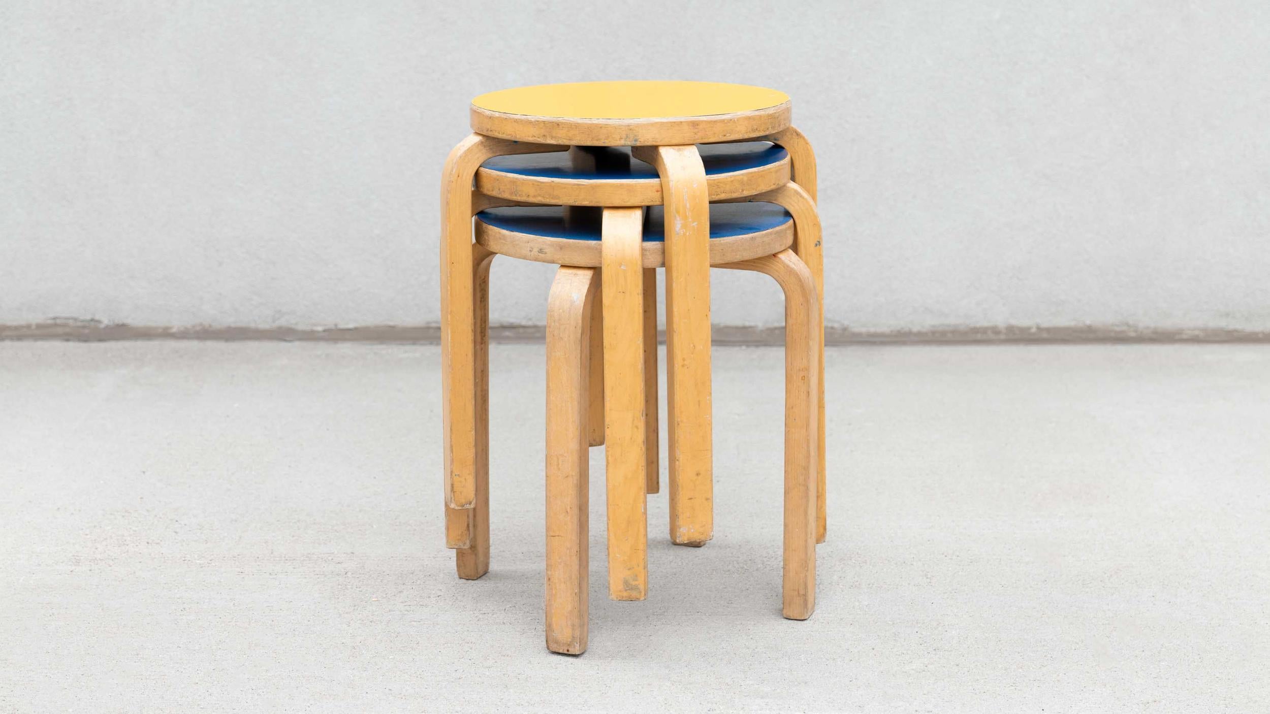 STOOL E60
ALVAR AALTO FOR ARTEK C.1950

Early model E60 stools in blue linoleum by Alvar Aalto for Artek. Rare color and healthy patina. 

color: blue
materials: birch wood, linoleum
origin: Finland

height: 17.25 in.
width:  15 in.
