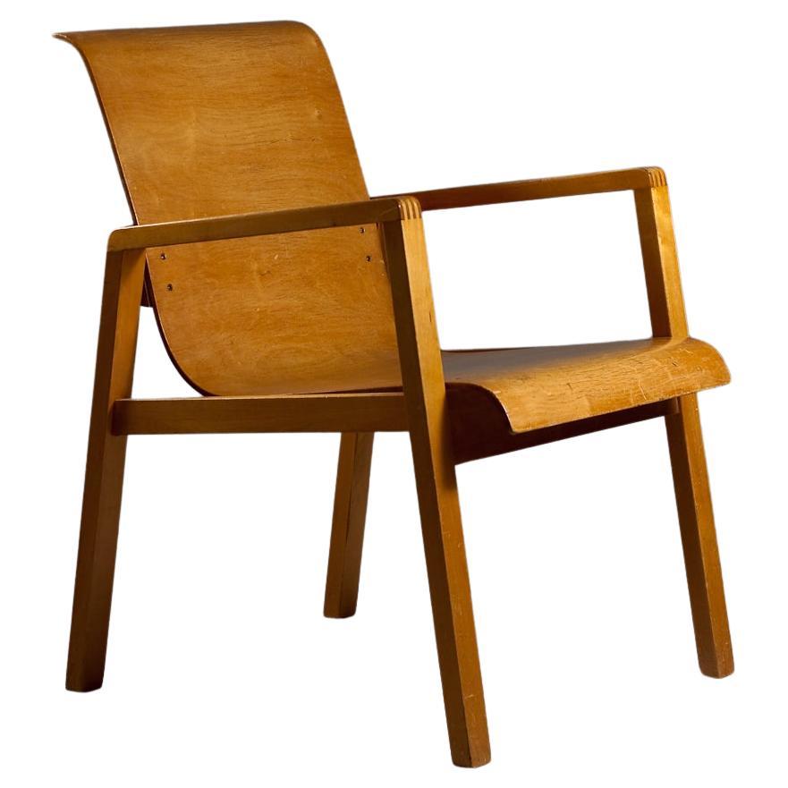 Alvar Aalto, c.1950's Hallway chair model 402, for Paimio Sanatorium