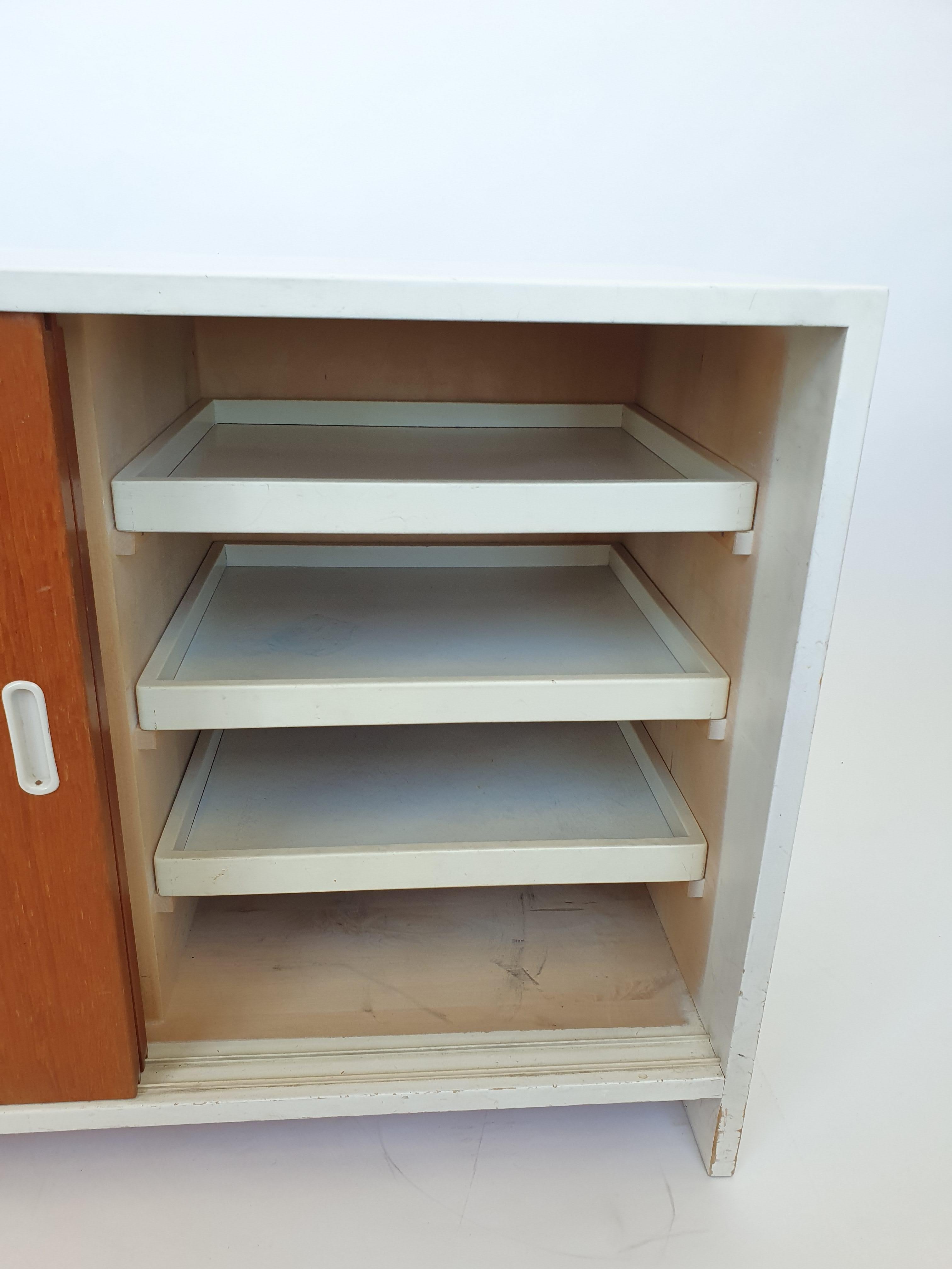 Alvar Aalto Cabinet 217 di Artek negli anni '60 In condizioni buone in vendita a Espoo, FI