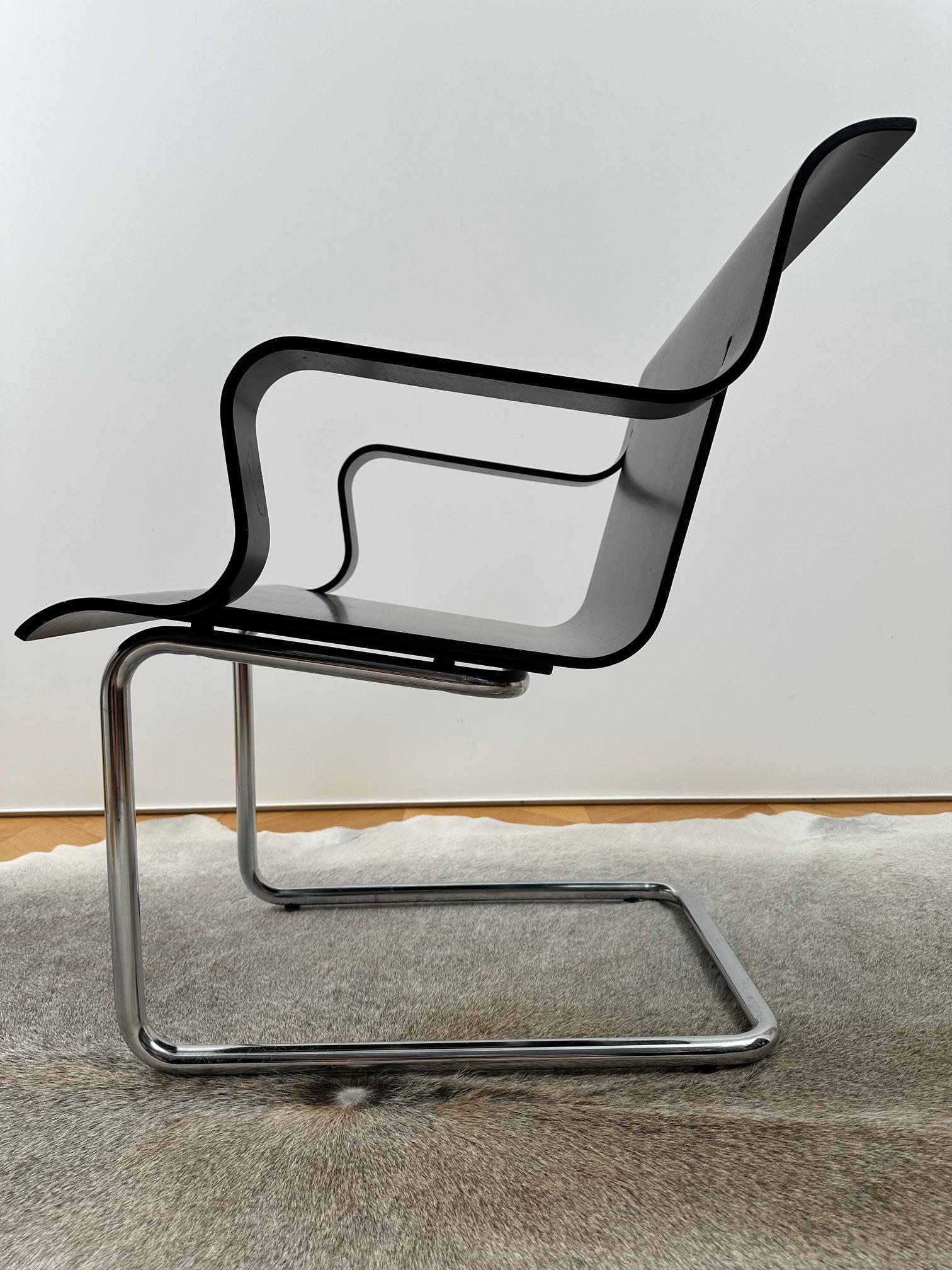 20ième siècle Rare fauteuil cantilever Alvar Aalto modèle 26, Artek, Finlande en vente