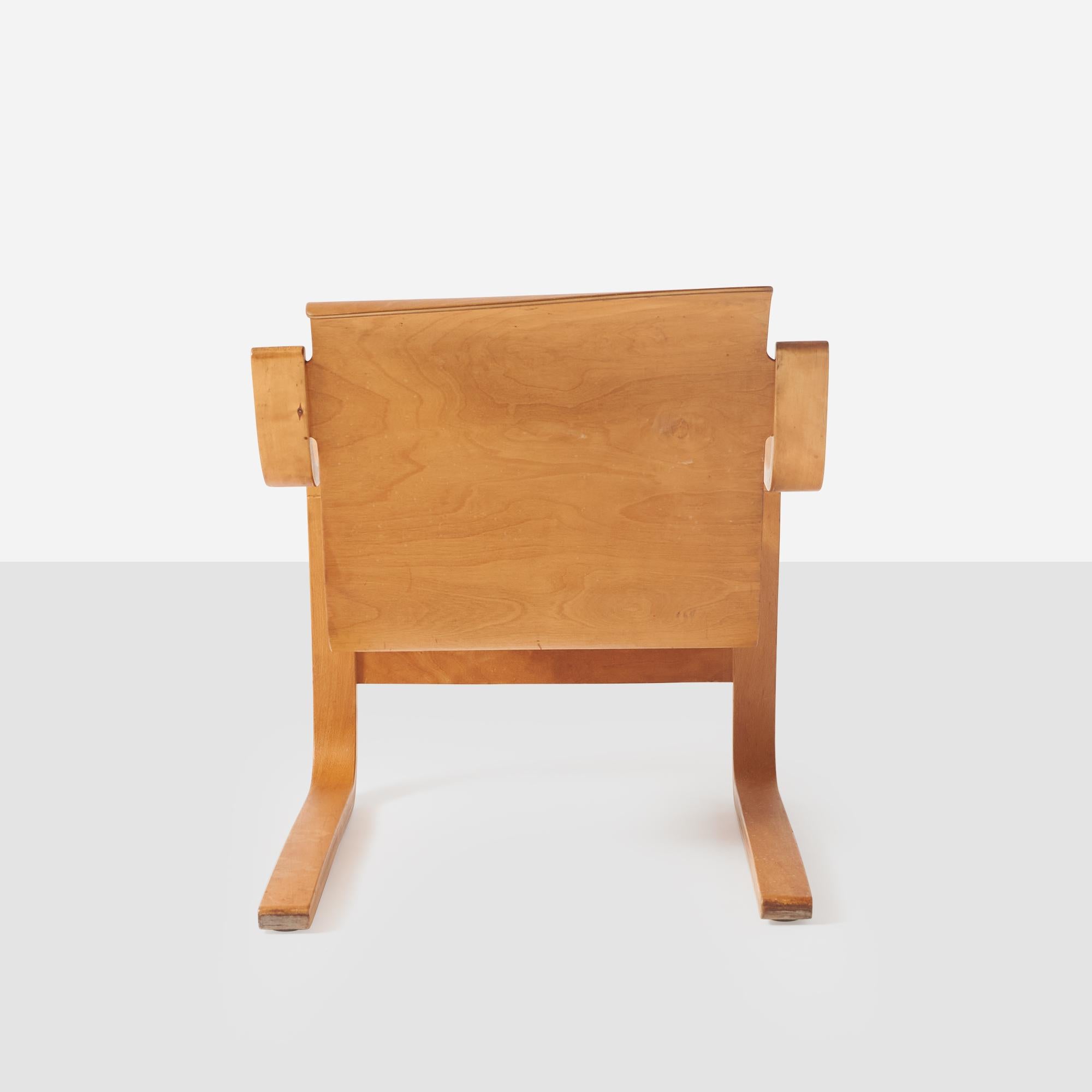 Freitragender Stuhl von Alvar Aalto, Modell 31 (Finnisch) im Angebot