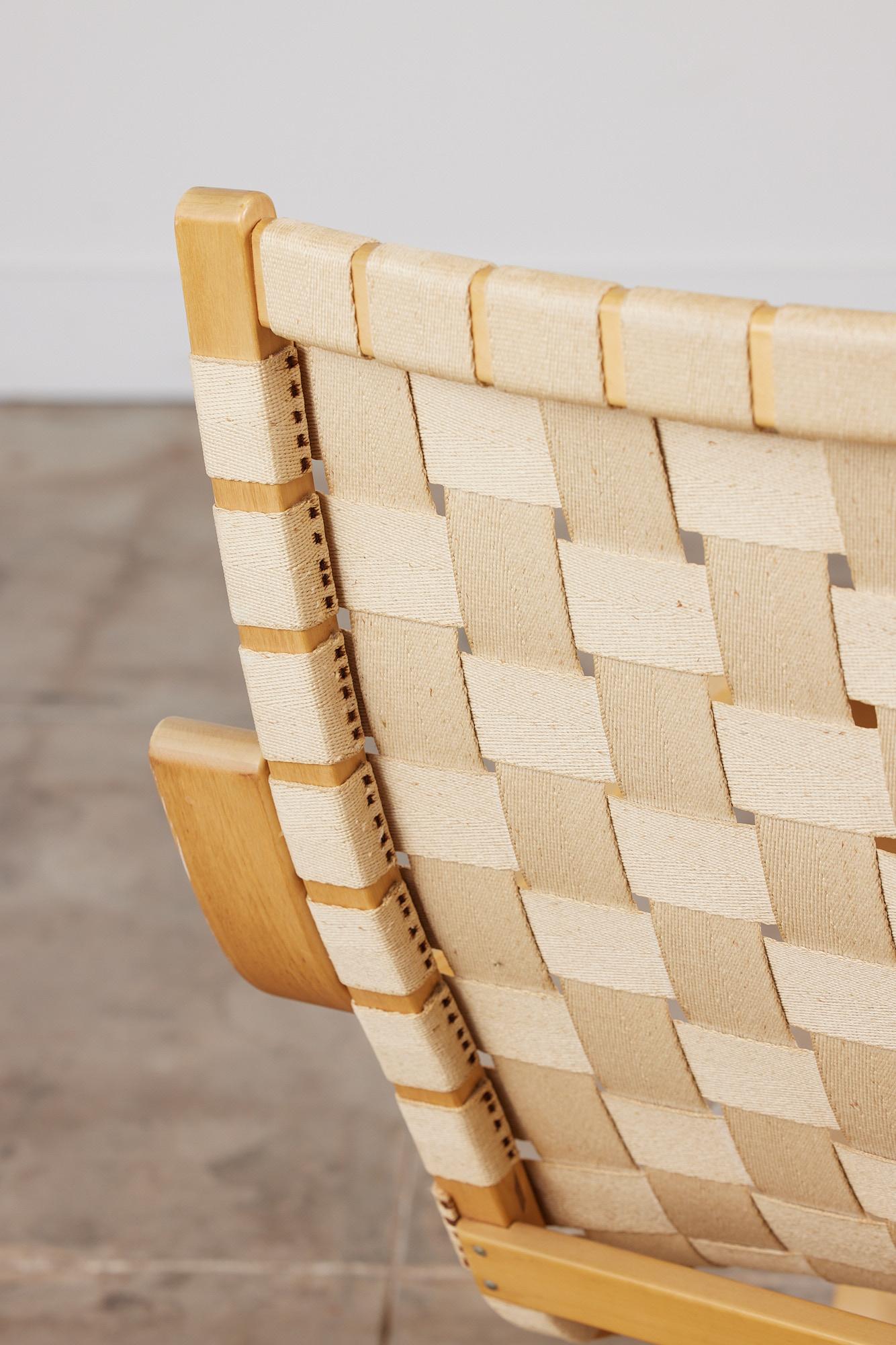 Alvar Aalto Cantilevered Lounge Chair for Artek 4