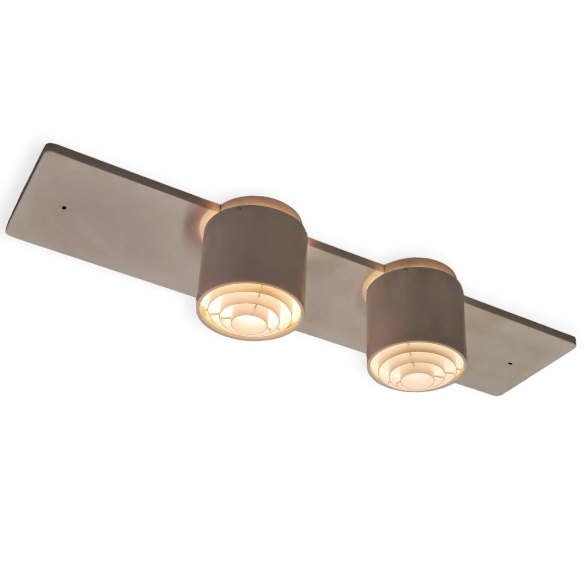 This lamp is perfect for Kitchens, counter tops, window fronts, or as lighting for painting walls. It can even be used on the outside balcony for example.
This ceiling lamp came from the Stora Enso building which is situated right next to the