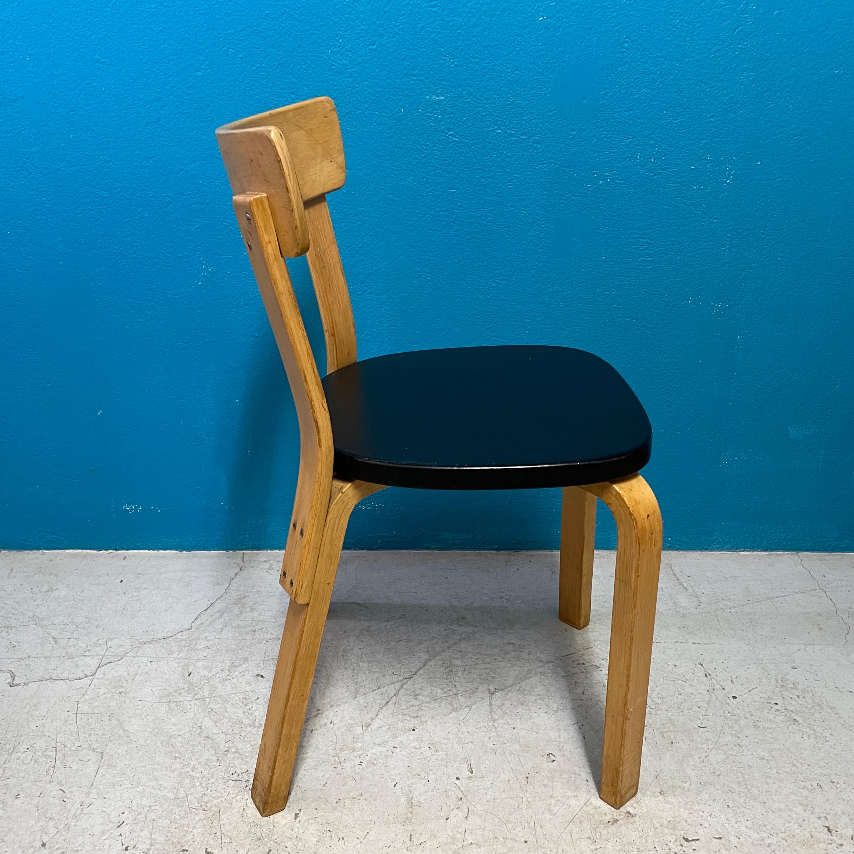Finnish Alvar Aalto Chair 69 for Artek Finland, Vintage Condition
