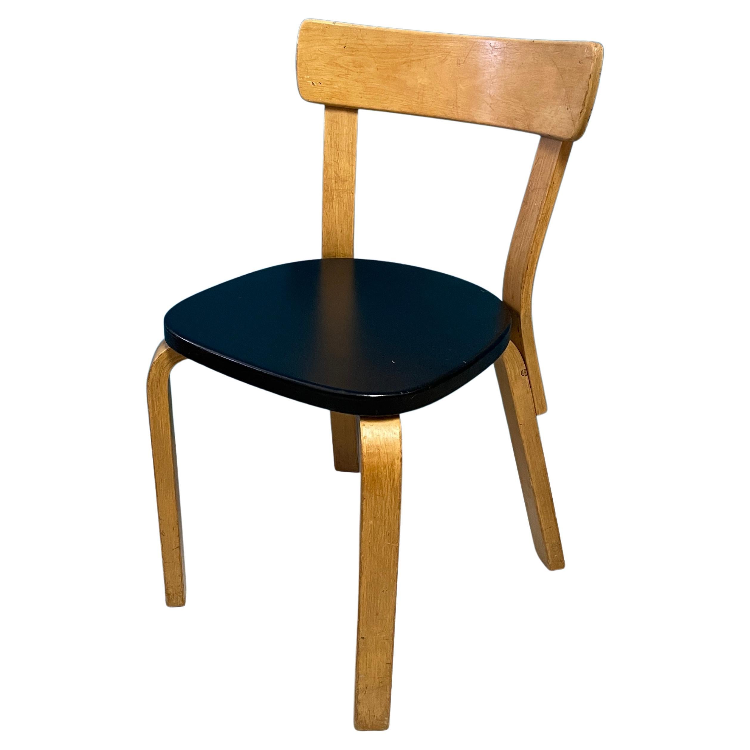 Alvar Aalto Chair 69 for Artek Finland, Vintage Condition