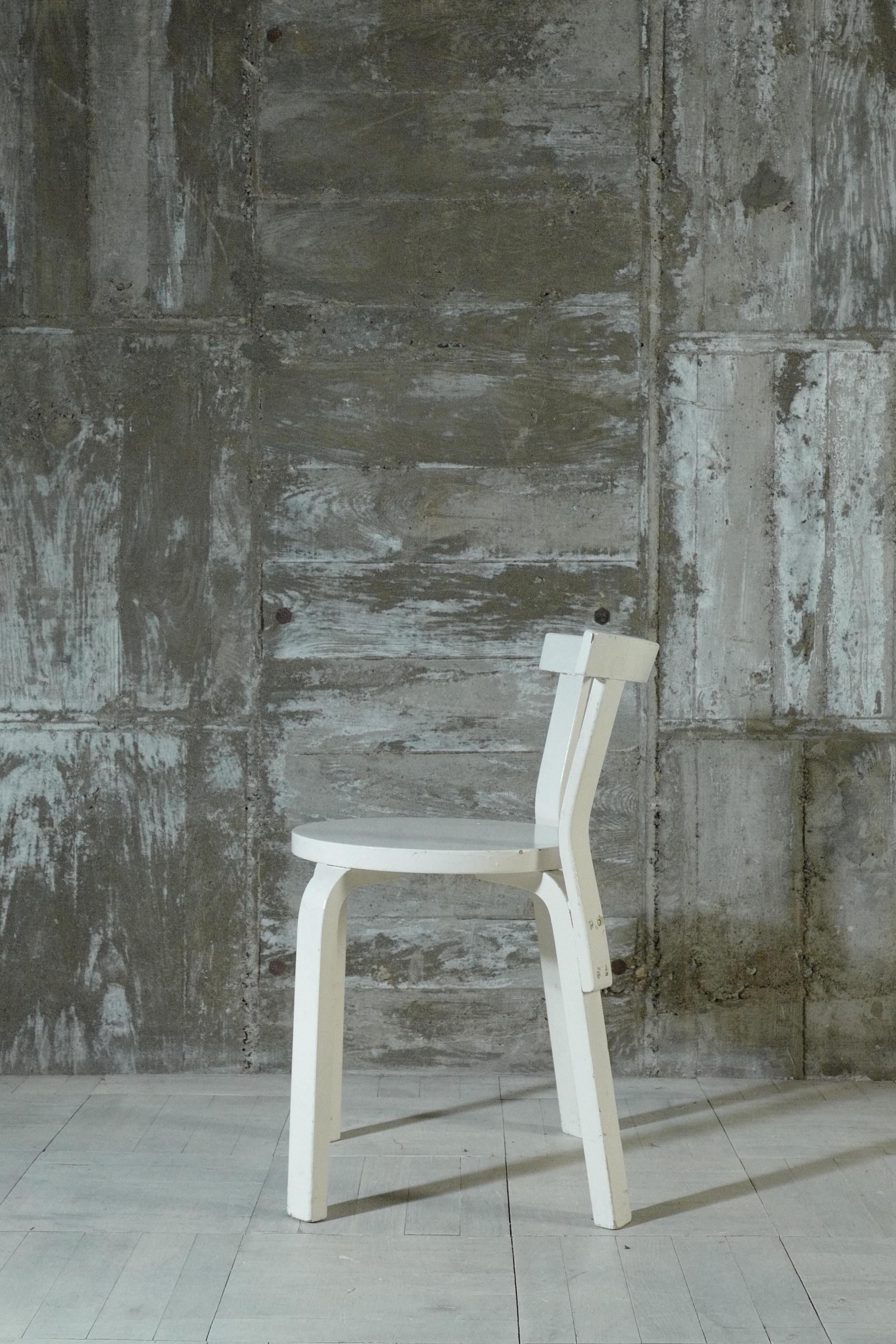 Modern alvar aalto chair68 Painted White  1950's For Sale
