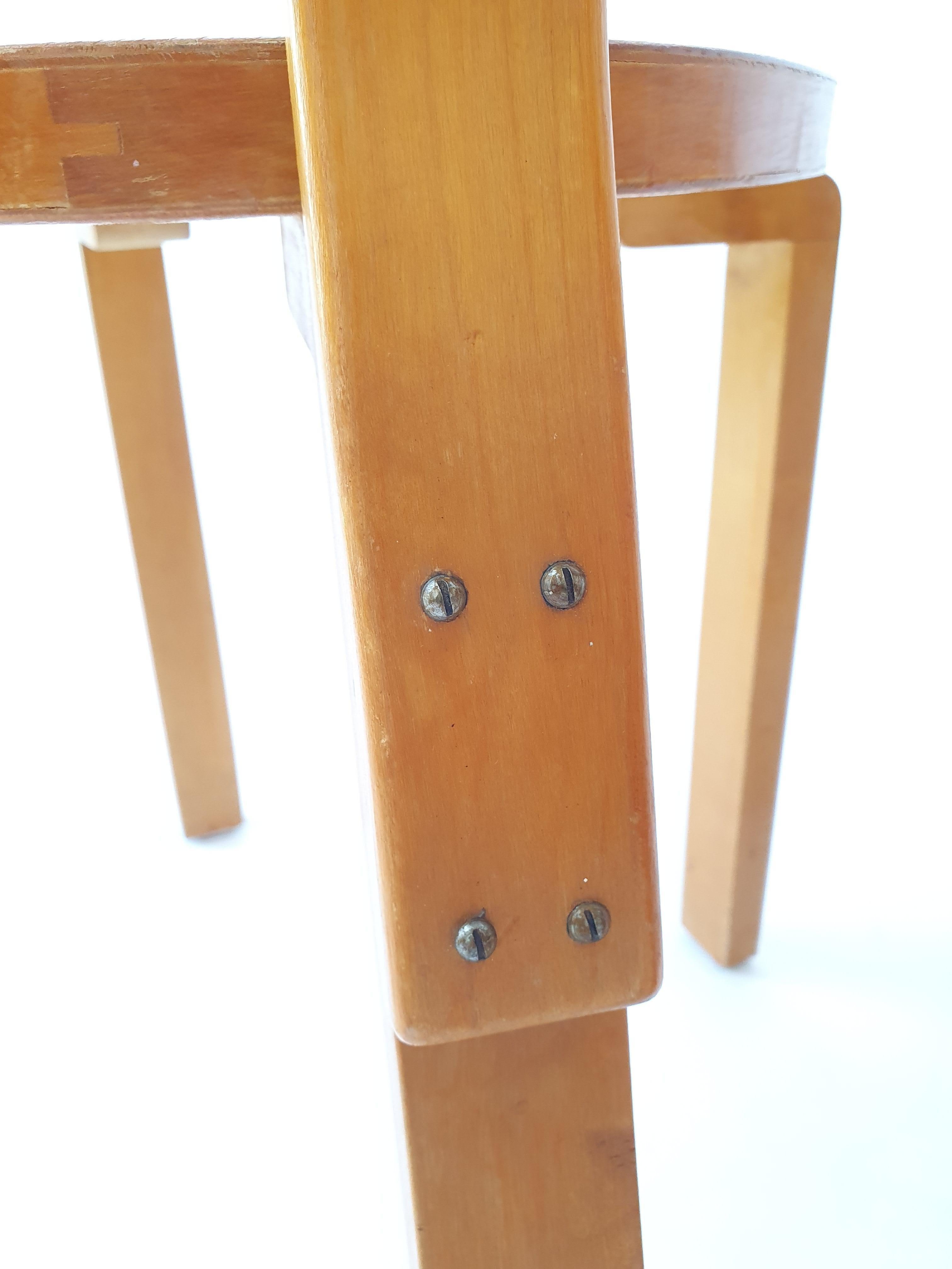 Alvar Aalto chairs 1940s by Artek model 69 3