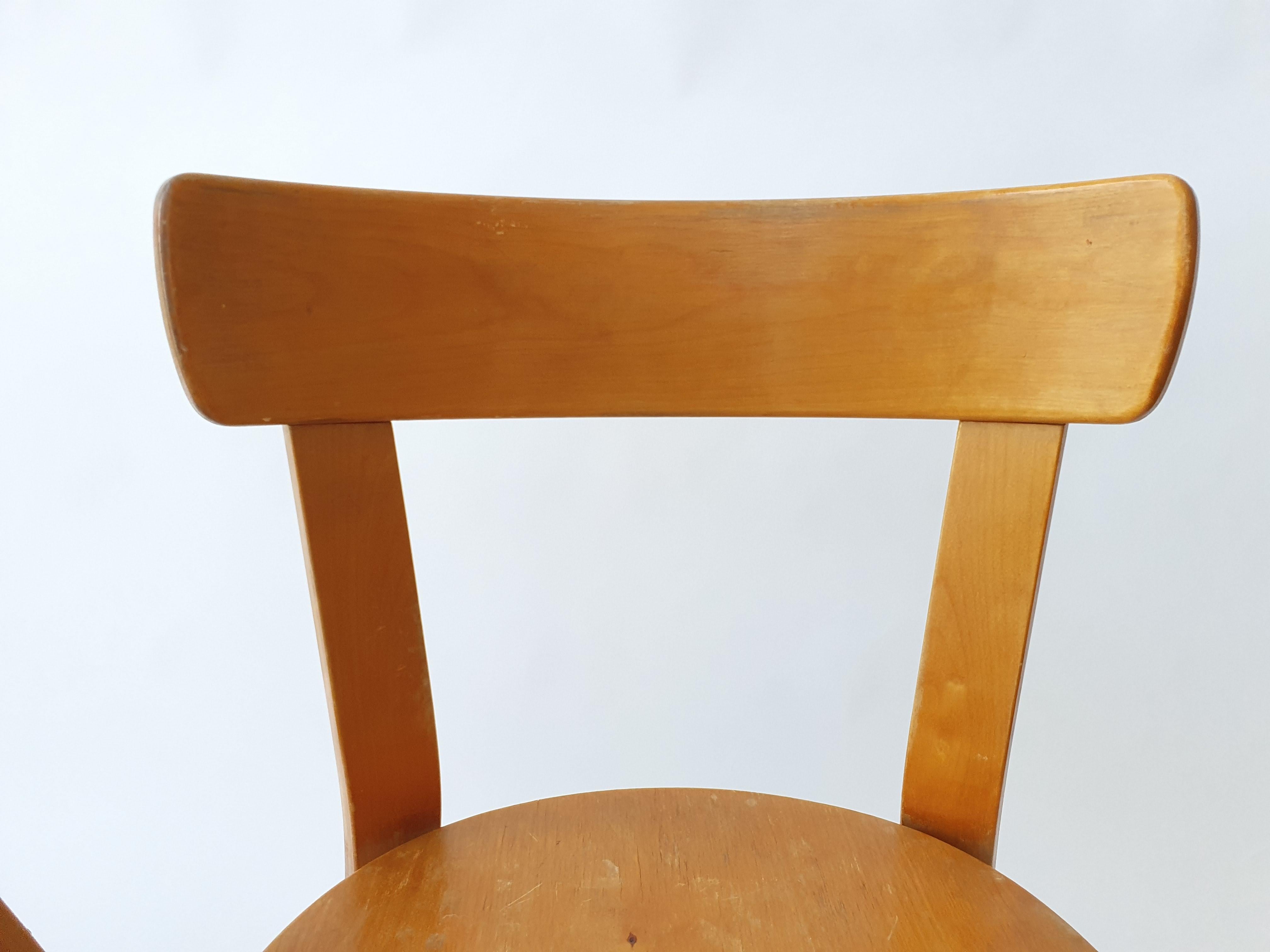 Alvar Aalto chairs 1940s by Artek model 69 11
