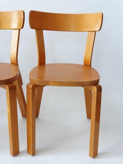 Alvar Aalto chairs 1940s by Artek model 69
