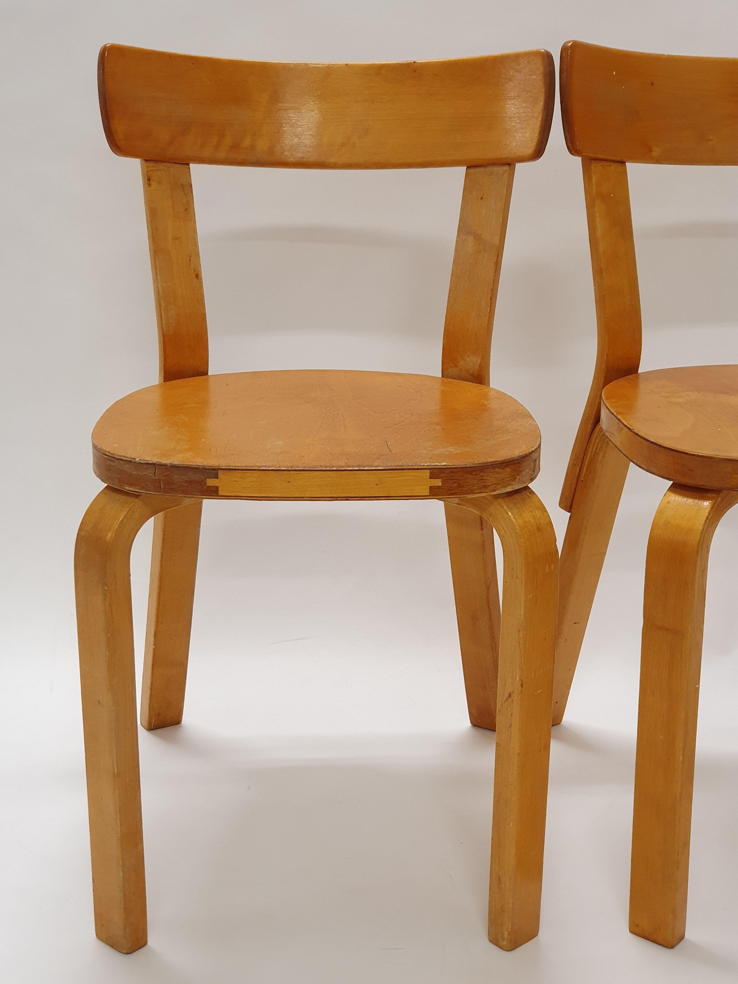 Scandinavo moderno Sedie 69 di Alvar Aalto by Artek 1950s in vendita
