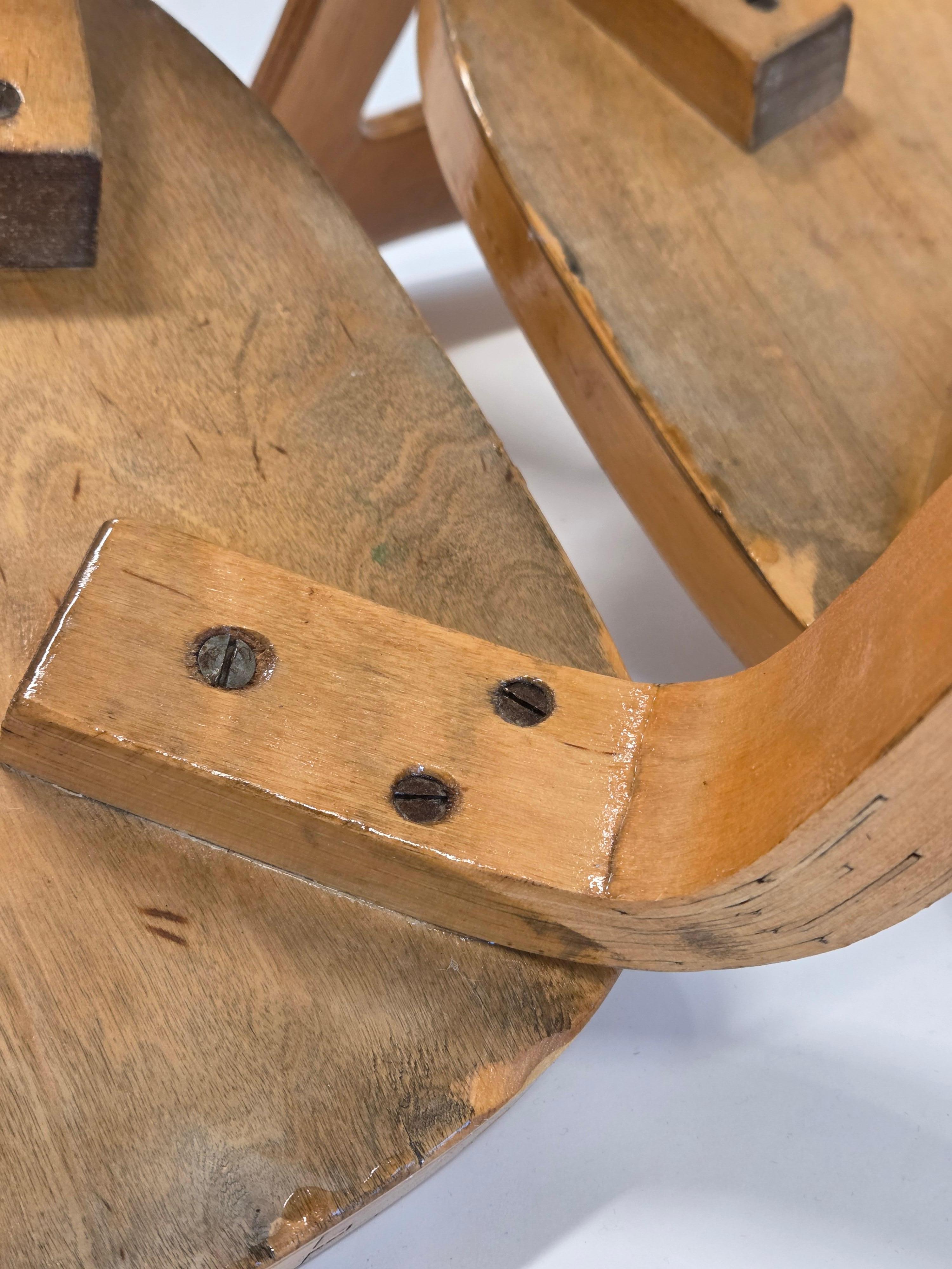 Alvar Aalto Chairs model A65 by Artek 1950s en venta 10