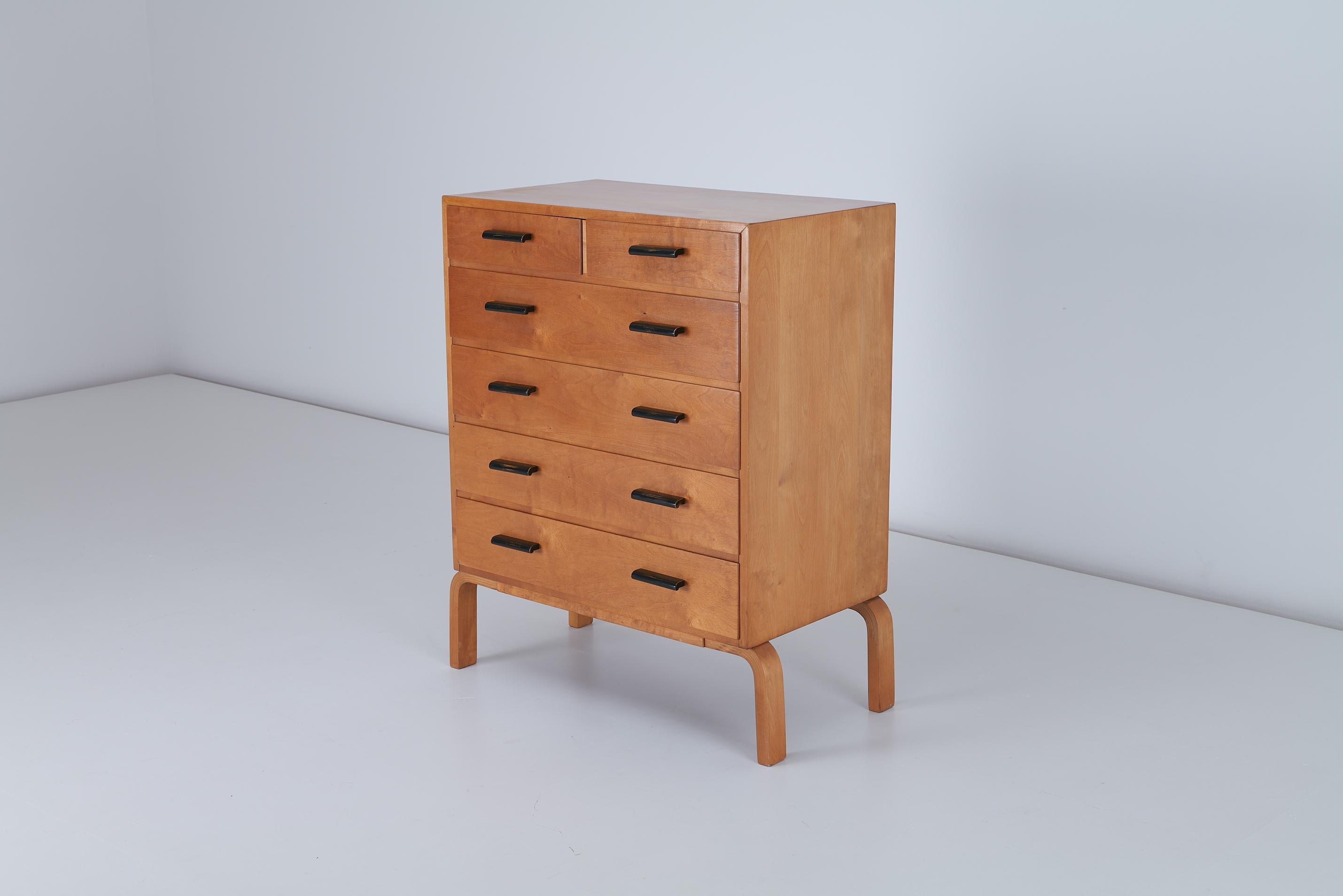 Alvar Aalto - Cómoda de abedul Etiqueta Finmar c1935 Finlandés en venta