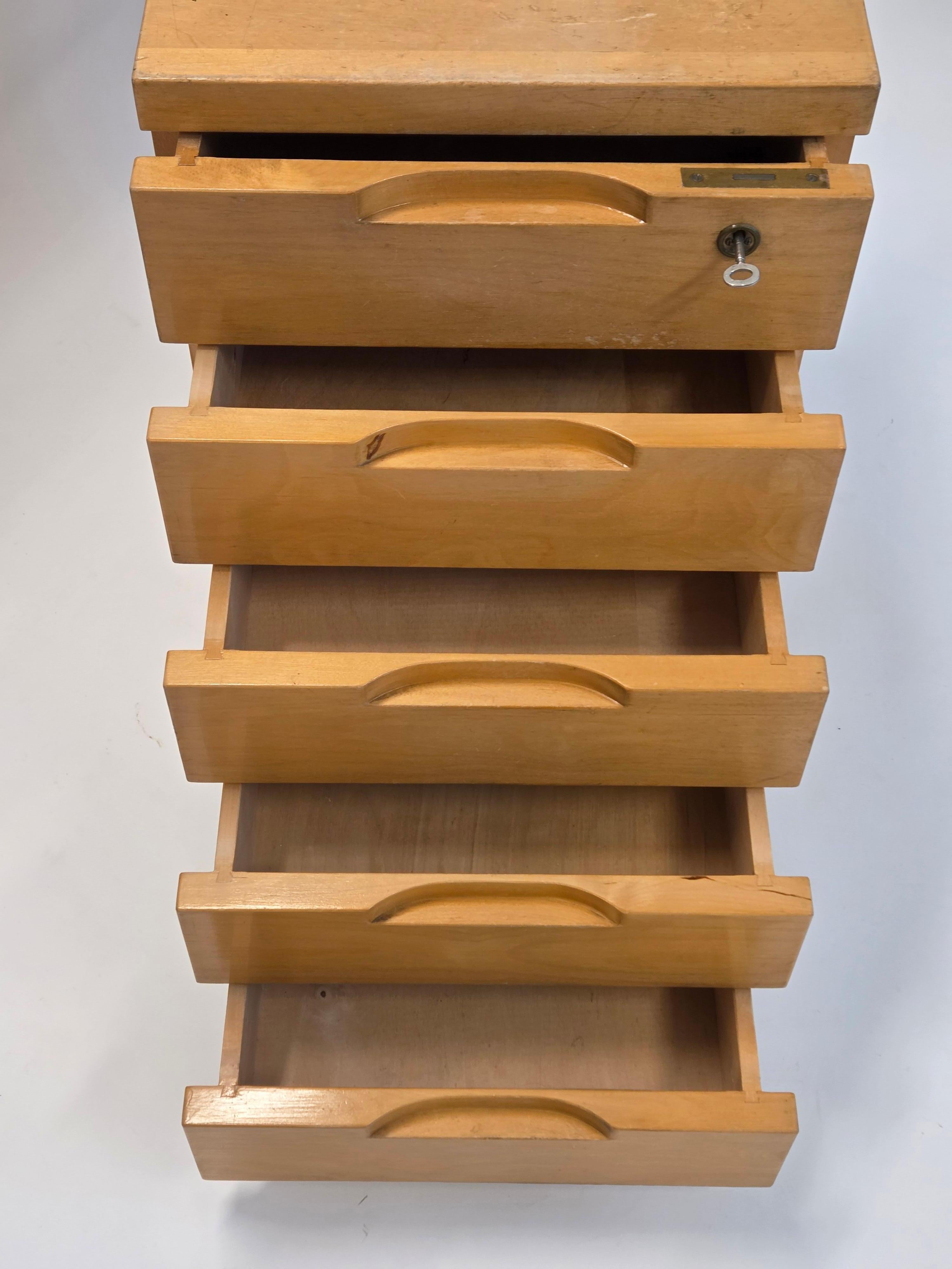 Mid-20th Century Alvar Aalto Chest of Drawers Model 297 by Artek For Sale