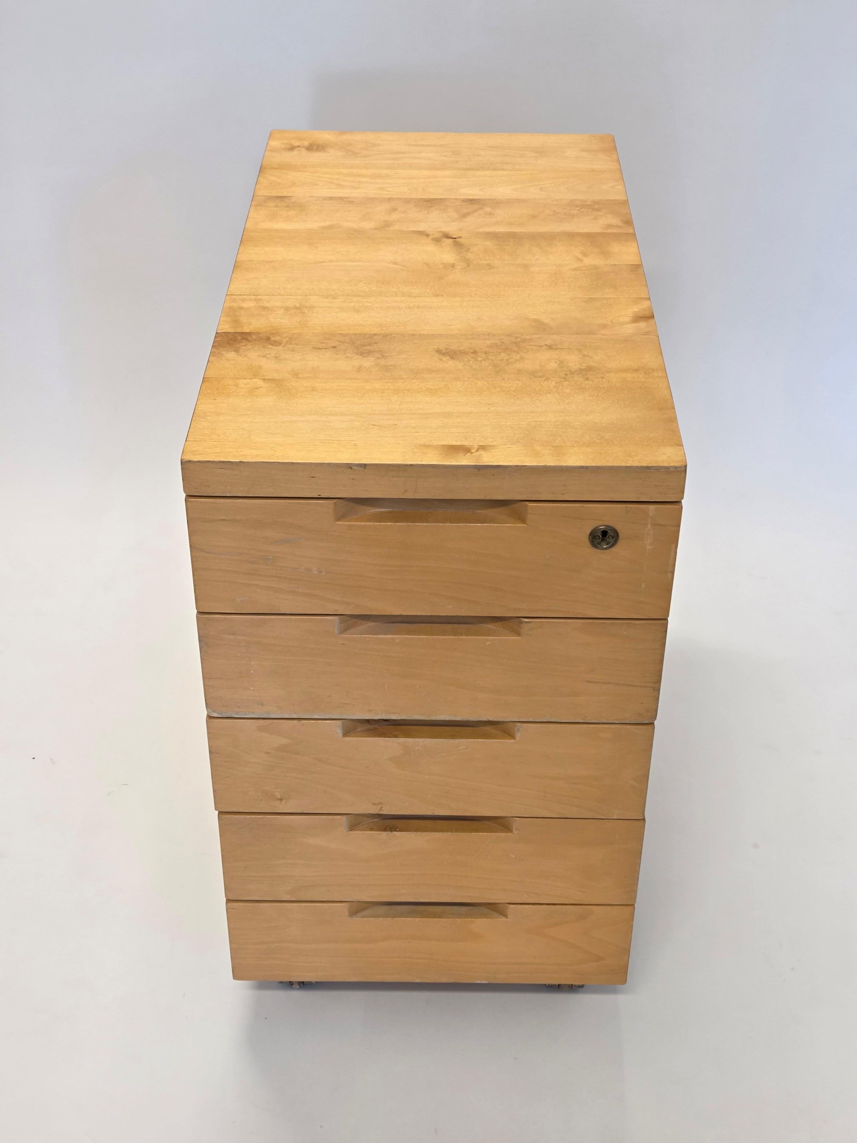 Scandinavian Modern Alvar Aalto Chest of Drawers Model B96 by Artek For Sale