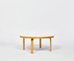 Alvar Aalto Couchtisch "L-Fuß" Modell Nr. 91 aus Birke und weißem Linoleum