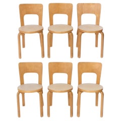 Juego de seis sillas de comedor Alvar Aalto circa años 70 Cálida pátina original