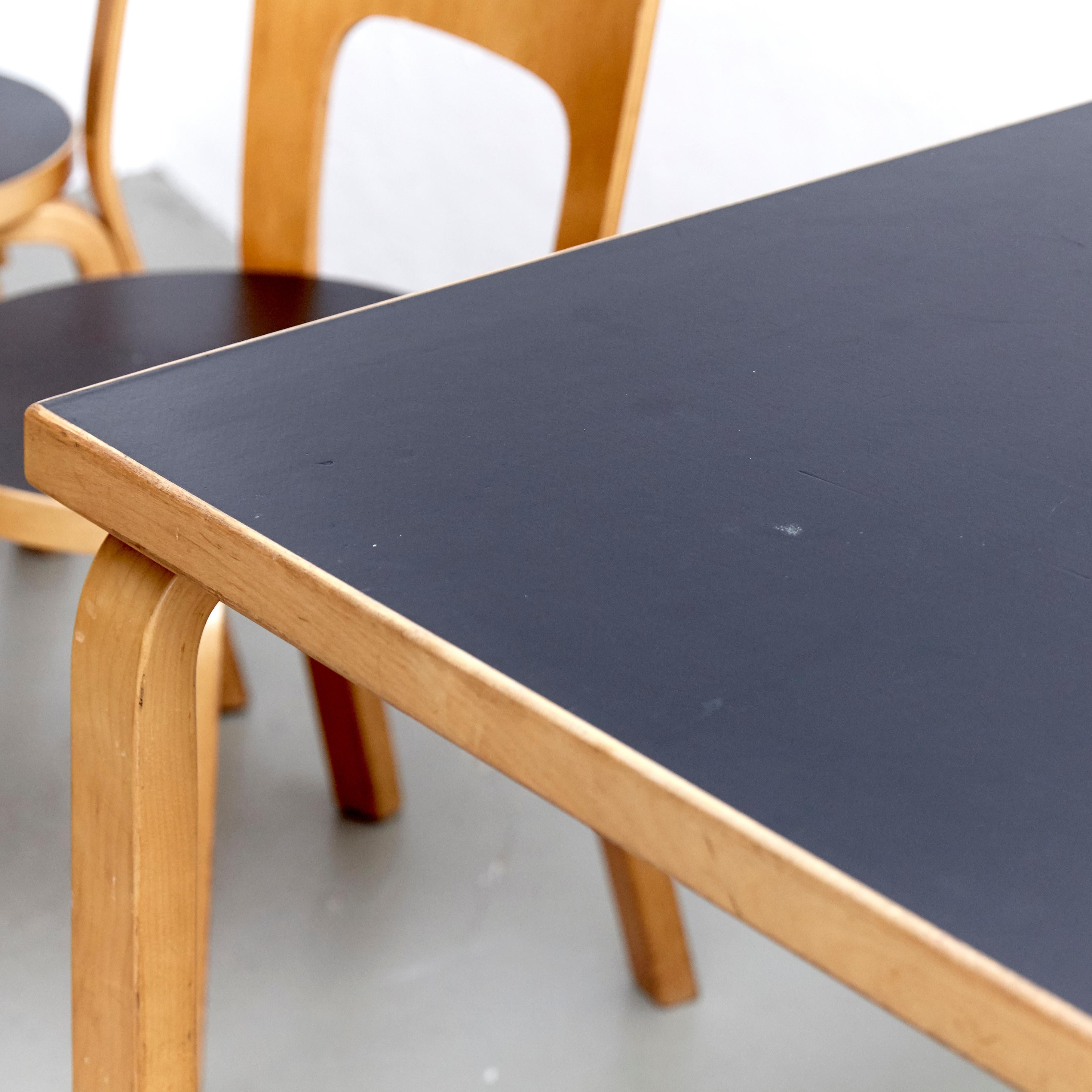 Alvar Aalto Dining Table and Four Chairs, circa 1970 4