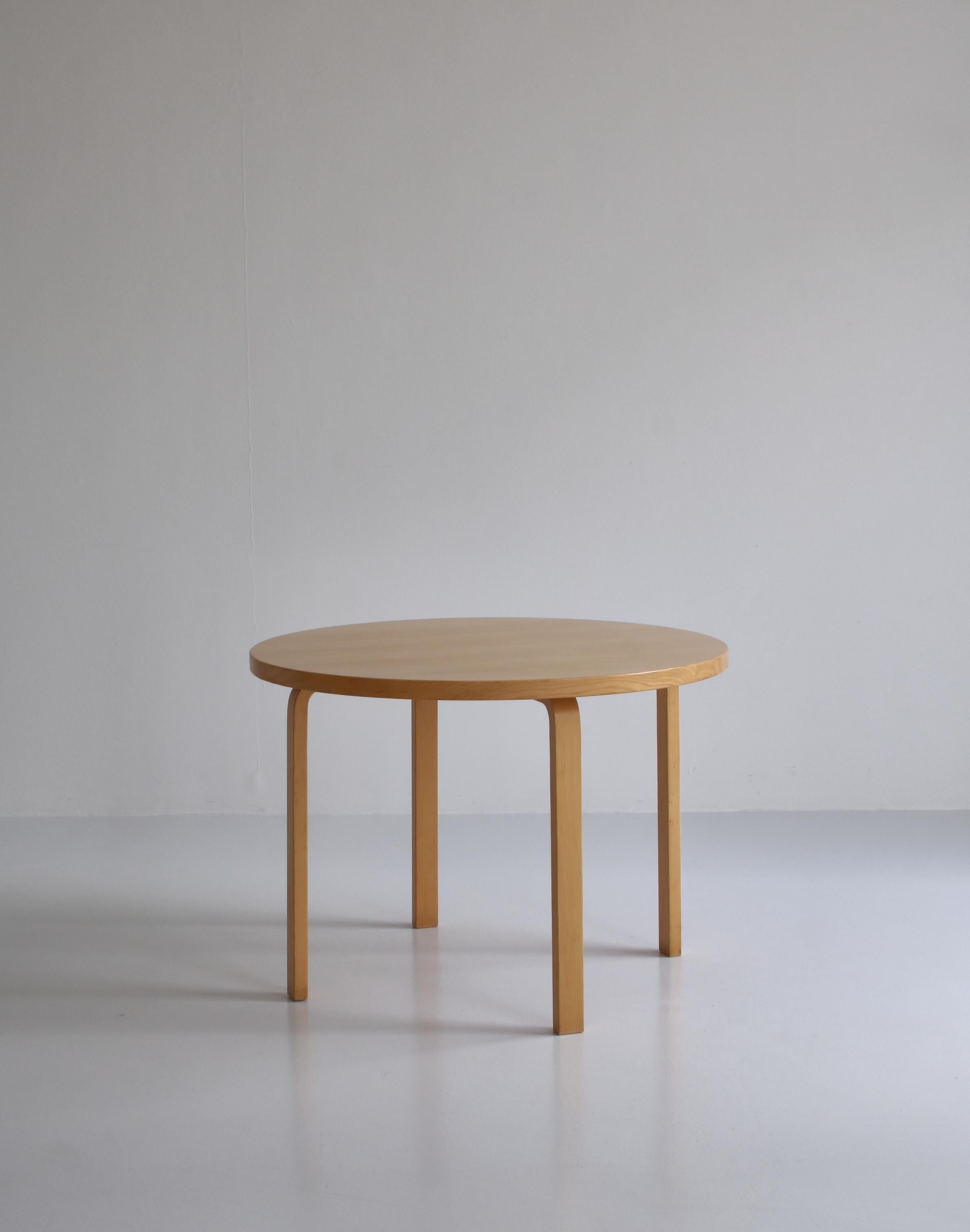 Scandinavian Modern Alvar Aalto Dining Table Model No. 91 in Ash at Artek, Finland in the 1970s