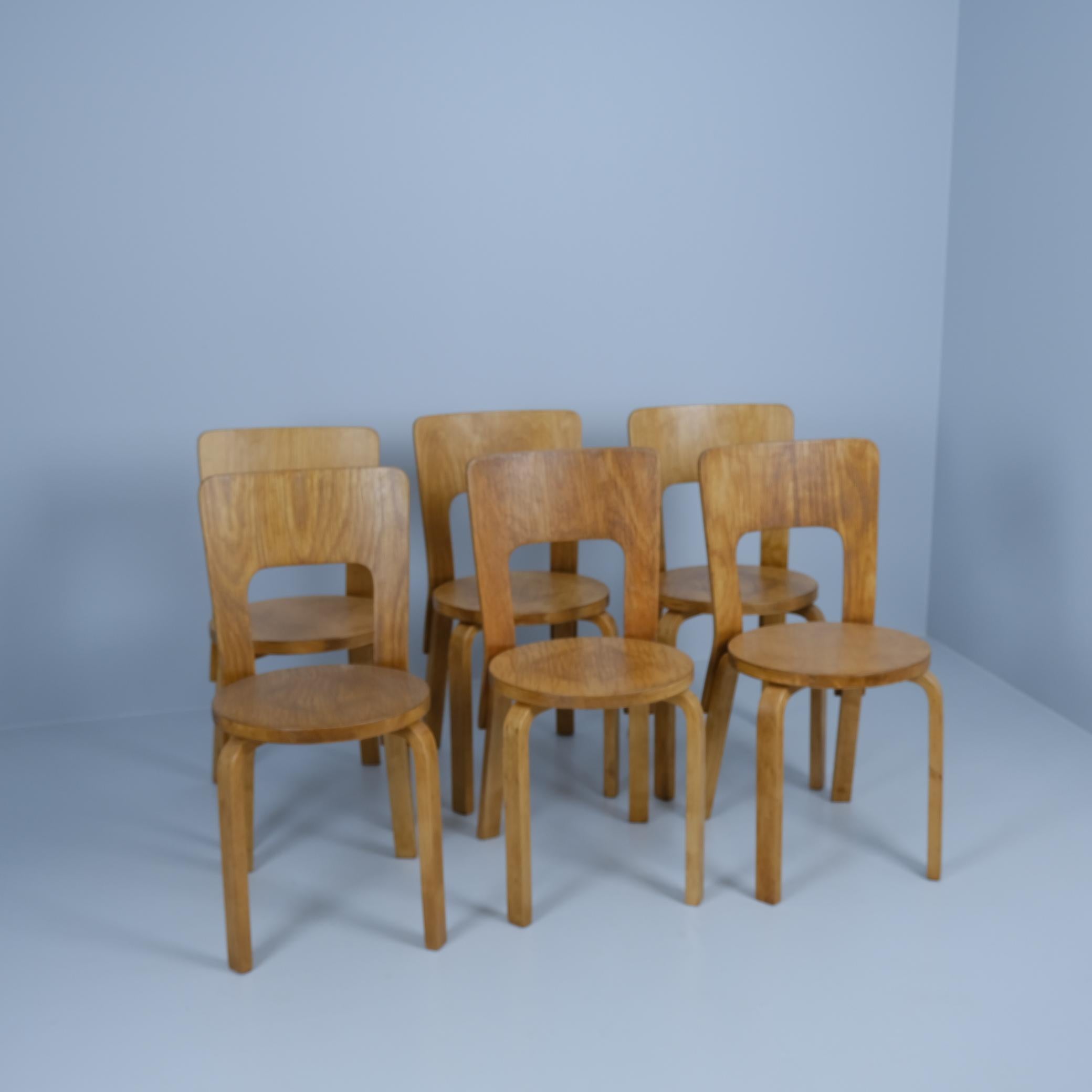European Alvar Aalto Dining Table with Lazy Susan B91 and 6 Chairs Model 66, Artek, 1940s For Sale