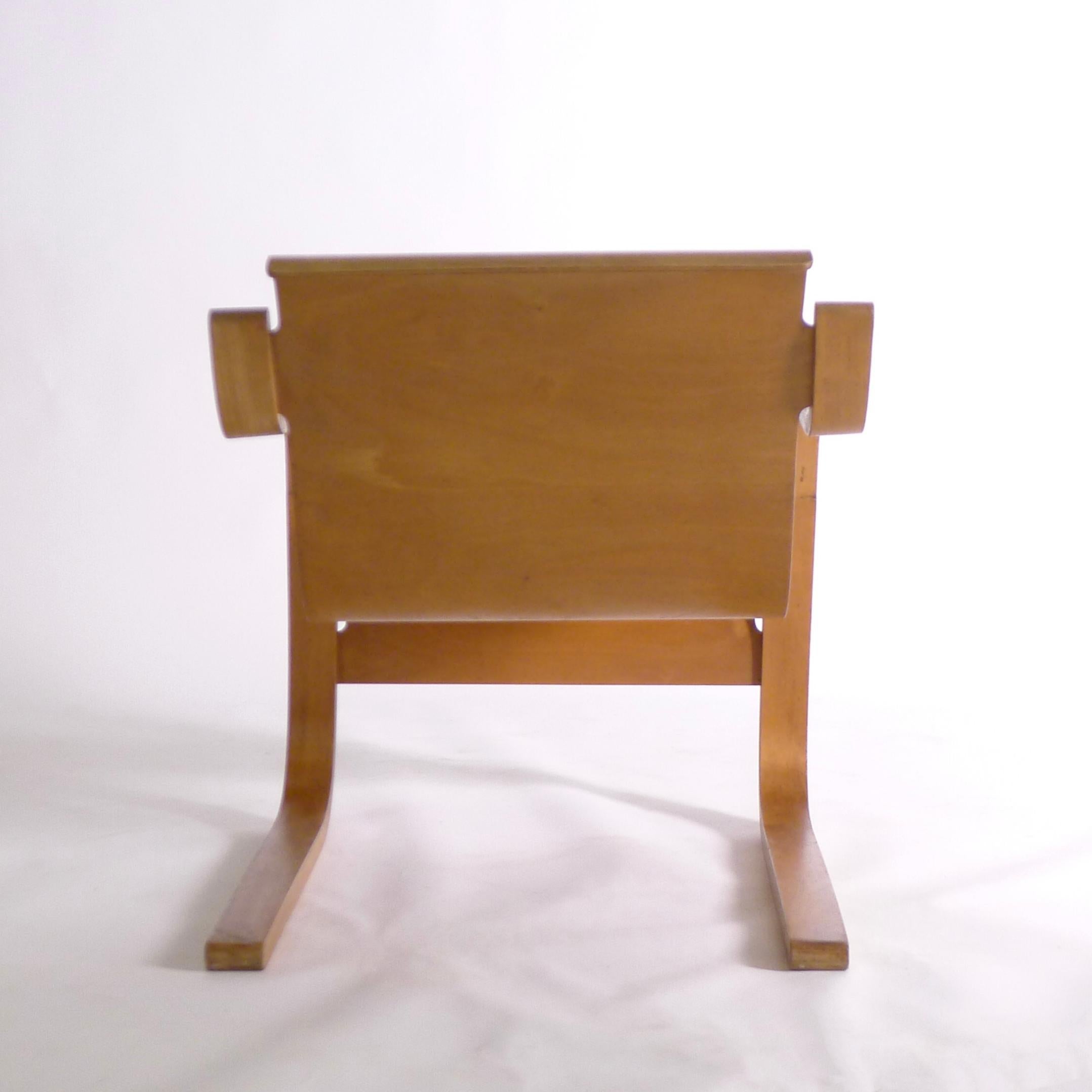 Birch Alvar Aalto, Early Original Cantilever Chair, model 31, birch plywood