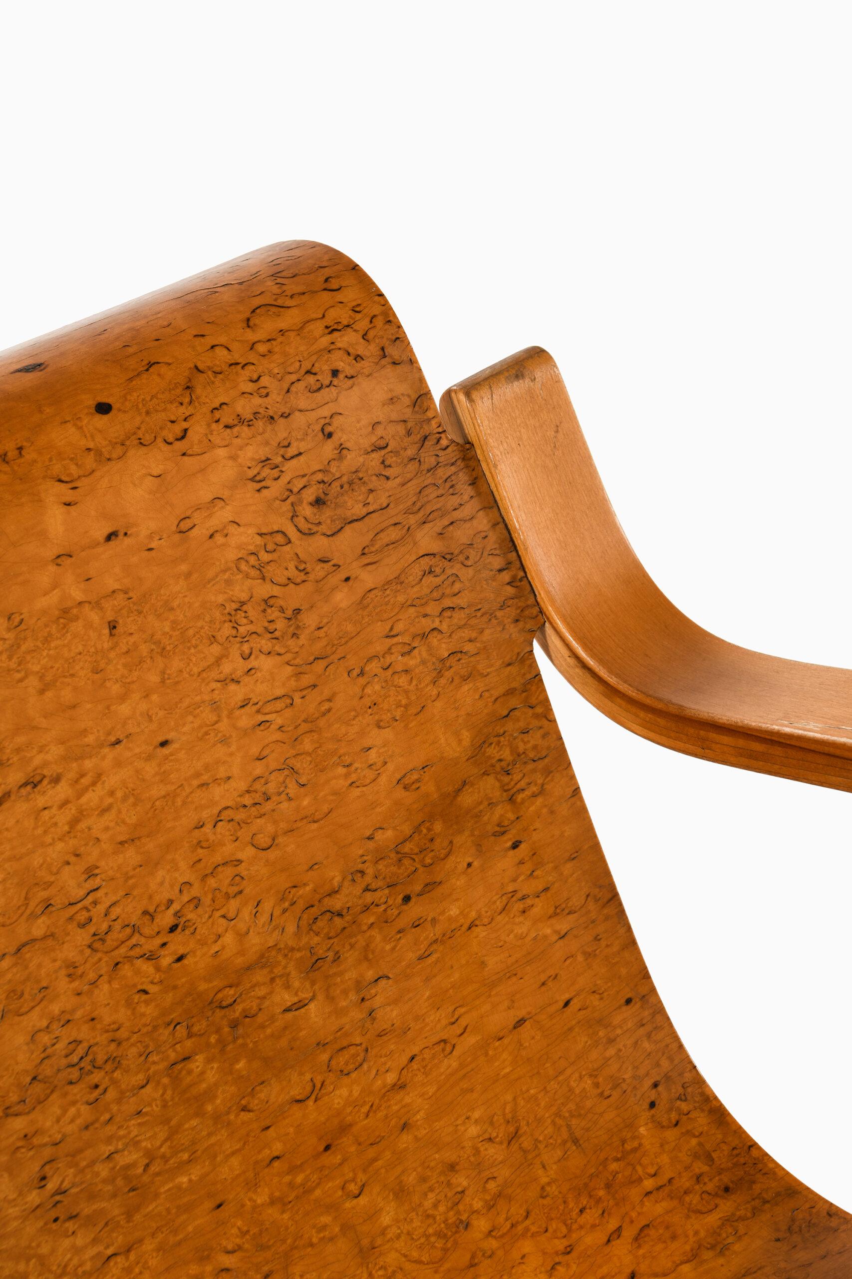 Scandinavian Modern Alvar Aalto Easy Chair Nr 31 Produced by O.y Huonekalu-ja Rakennustyötehdas For Sale