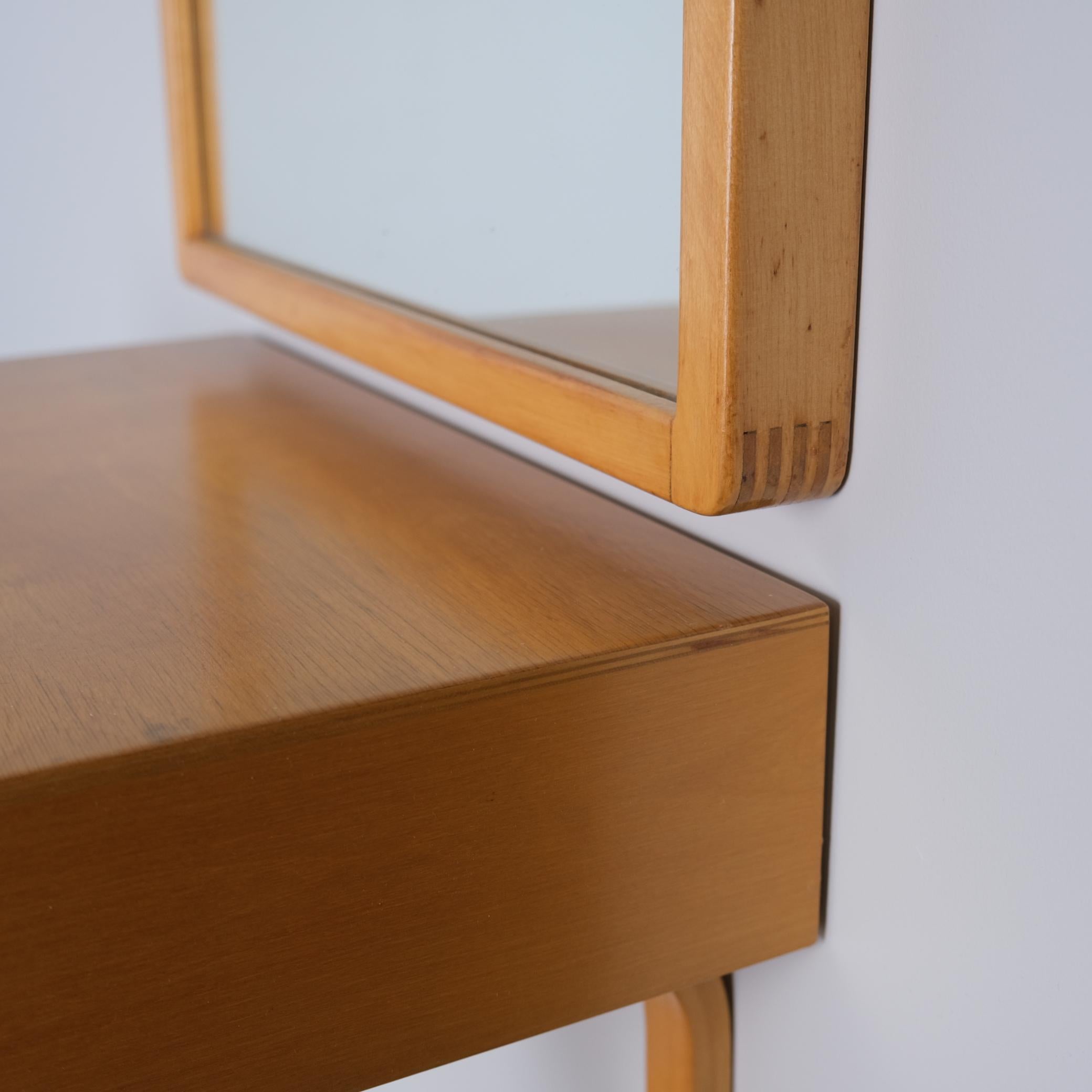 Alvar Aalto Entryway Console Mirror and Stool Set, 1950s for Artek For Sale 5