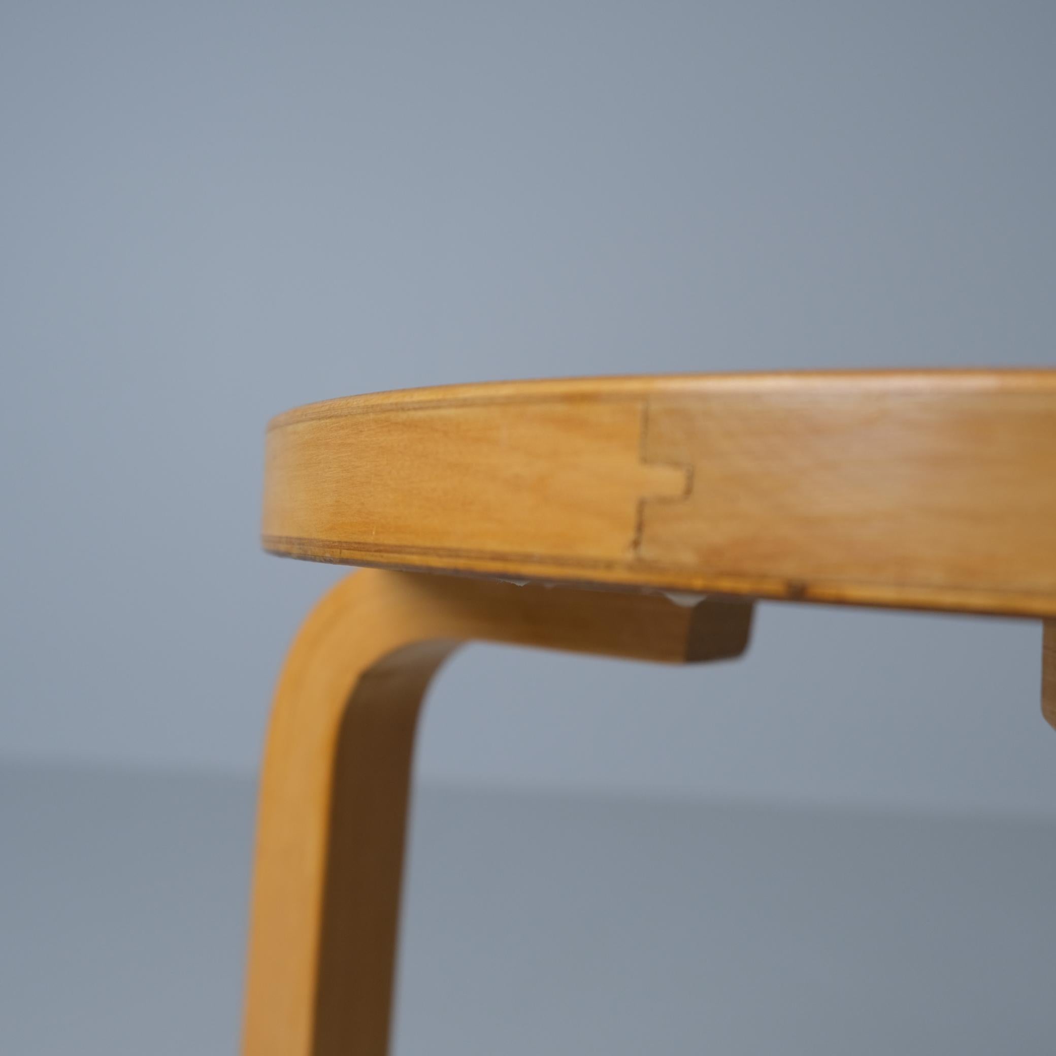 Alvar Aalto Entryway Console Mirror and Stool Set, 1950s for Artek In Good Condition For Sale In Helsinki, FI