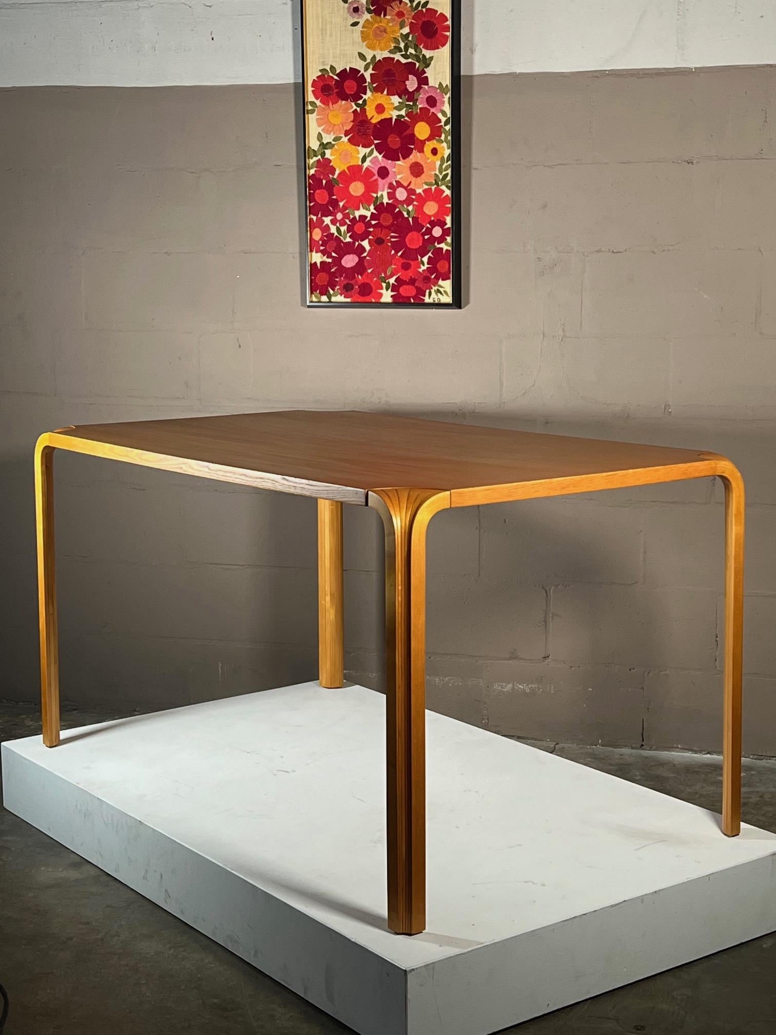 Modern Alvar Aalto Fan Leg Dining Table For Sale