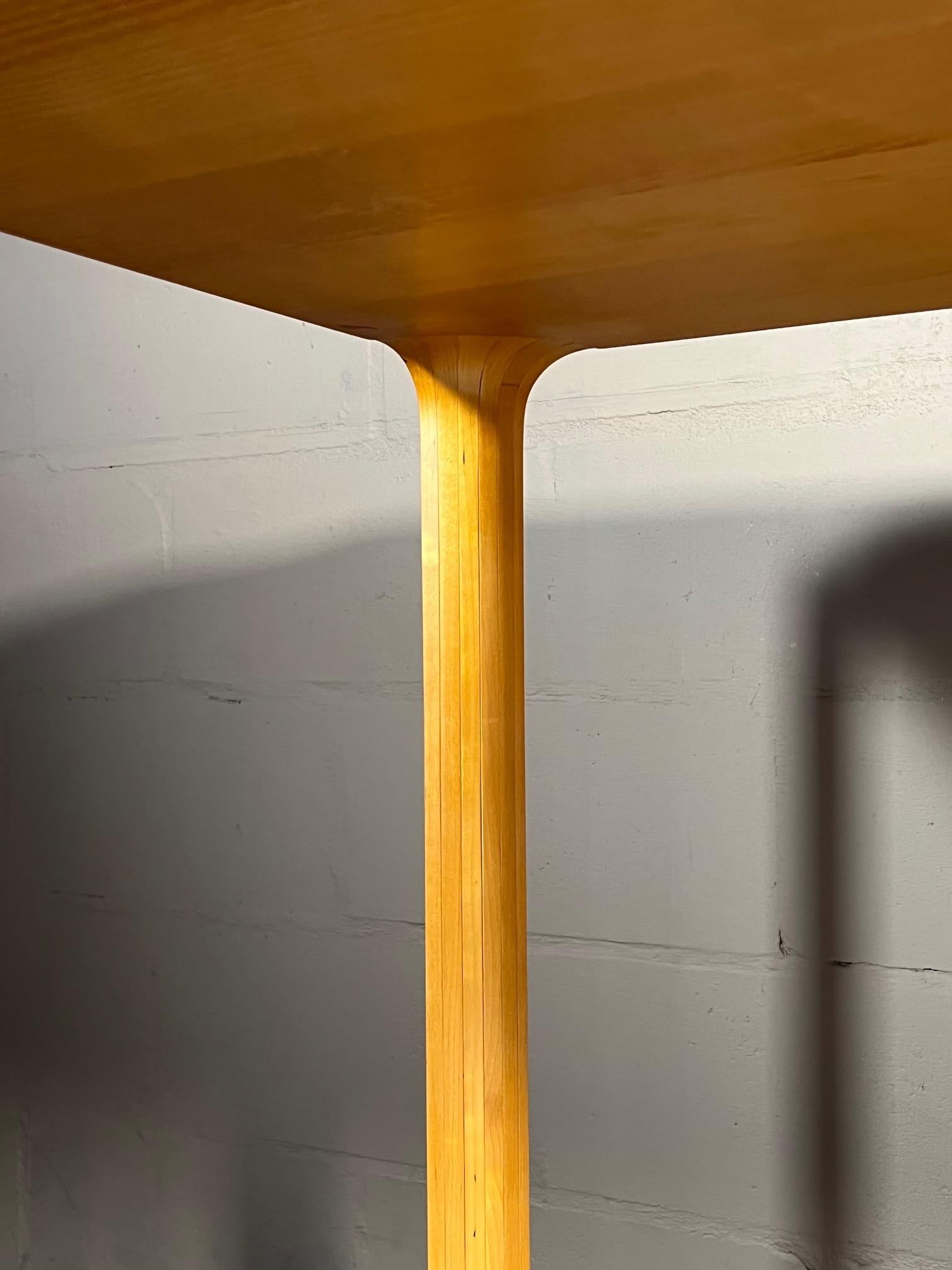 Bouleau Table de salle à manger à pieds en éventail Alvar Aalto+Aalto en vente