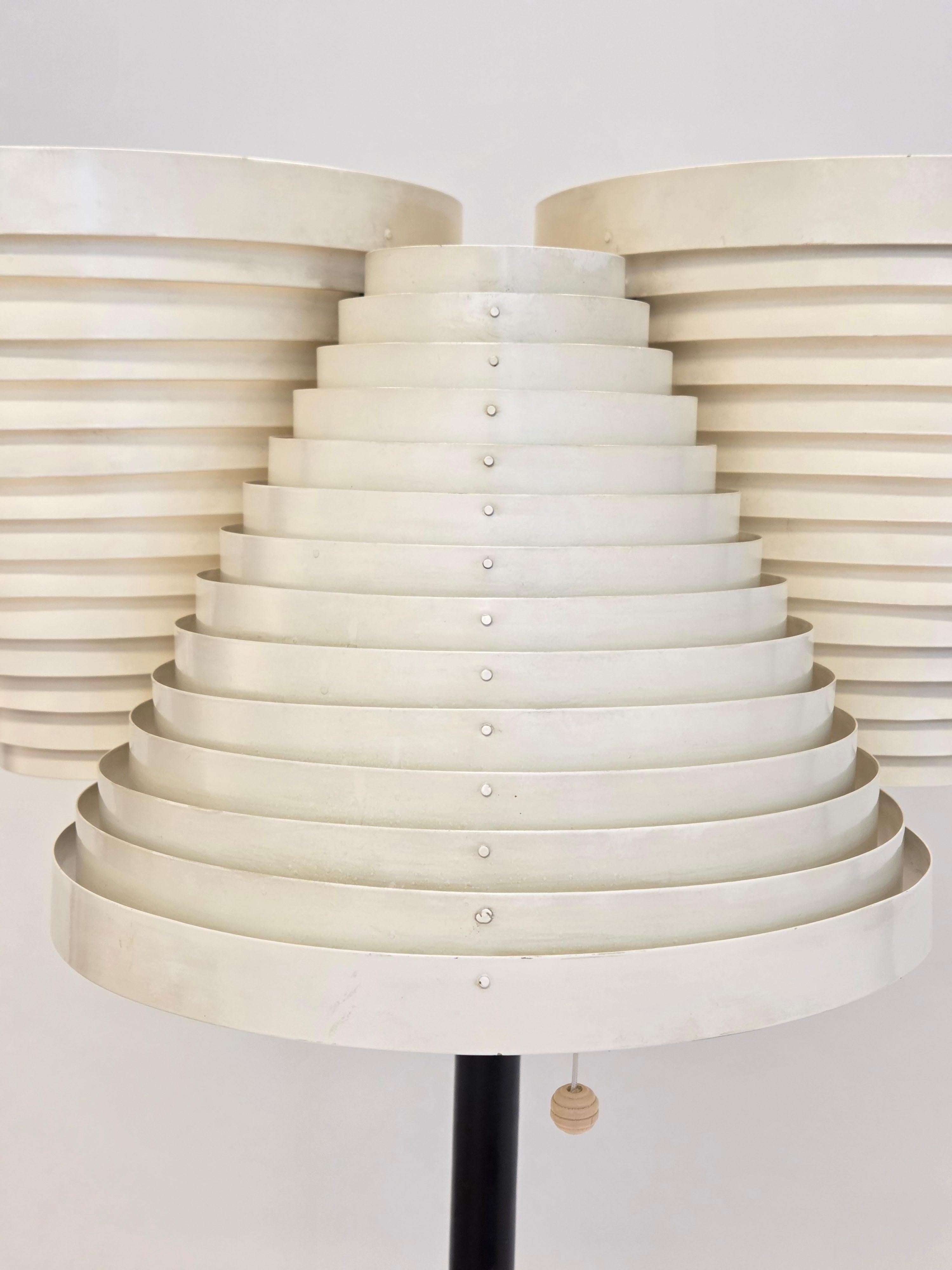 Alvar Aalto Floor Lamp A809 By Valaistustyö en vente 4