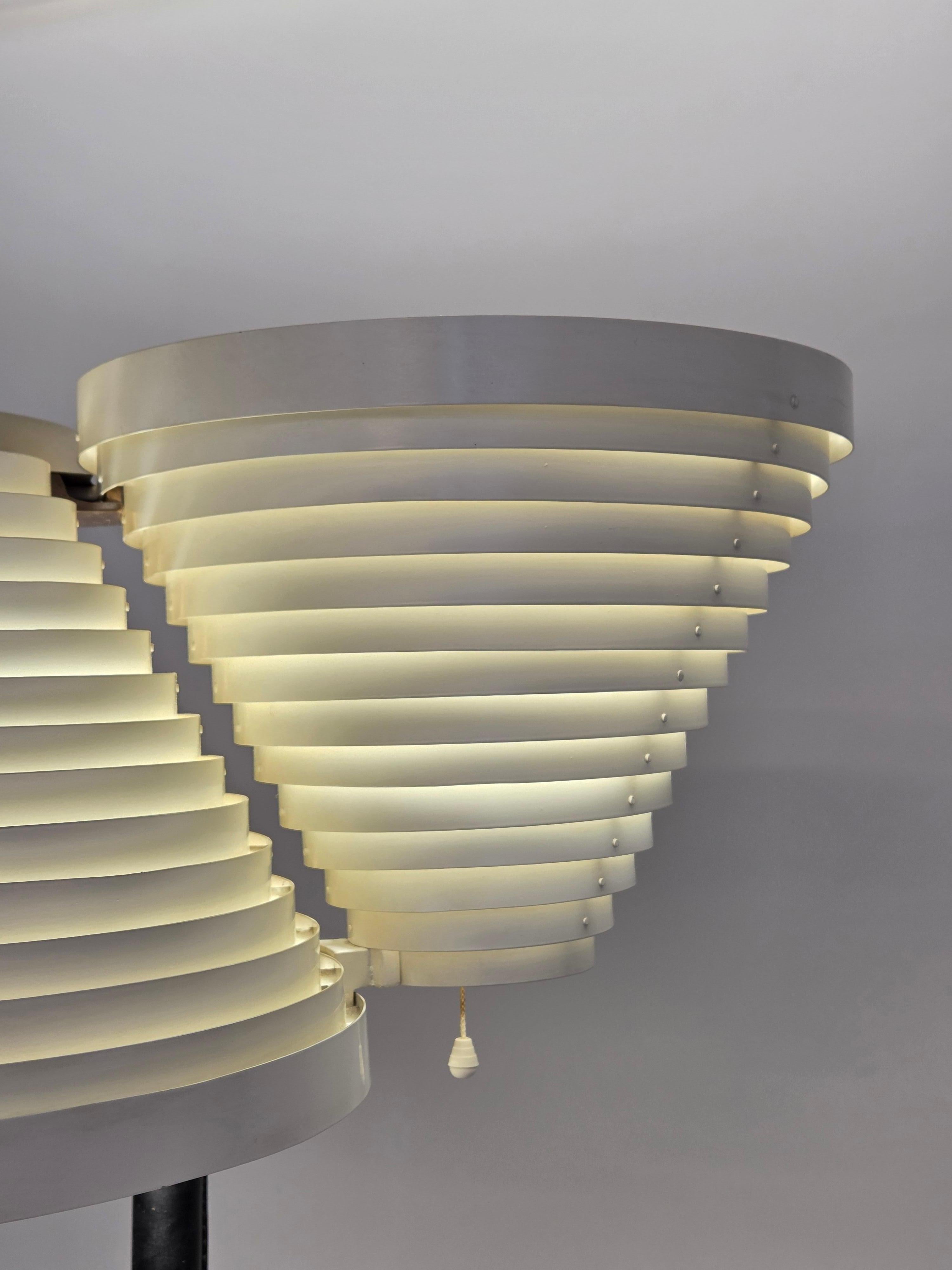Finlandais Alvar Aalto Floor Lamp A809 By Valaistustyö en vente