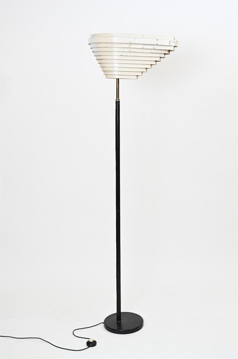 Alvar Aalto Floor Lamp, circa 1954 'Angel Wing' For Sale at 1stDibs | alvar  aalto lampe 1954, alvar aalto lampe