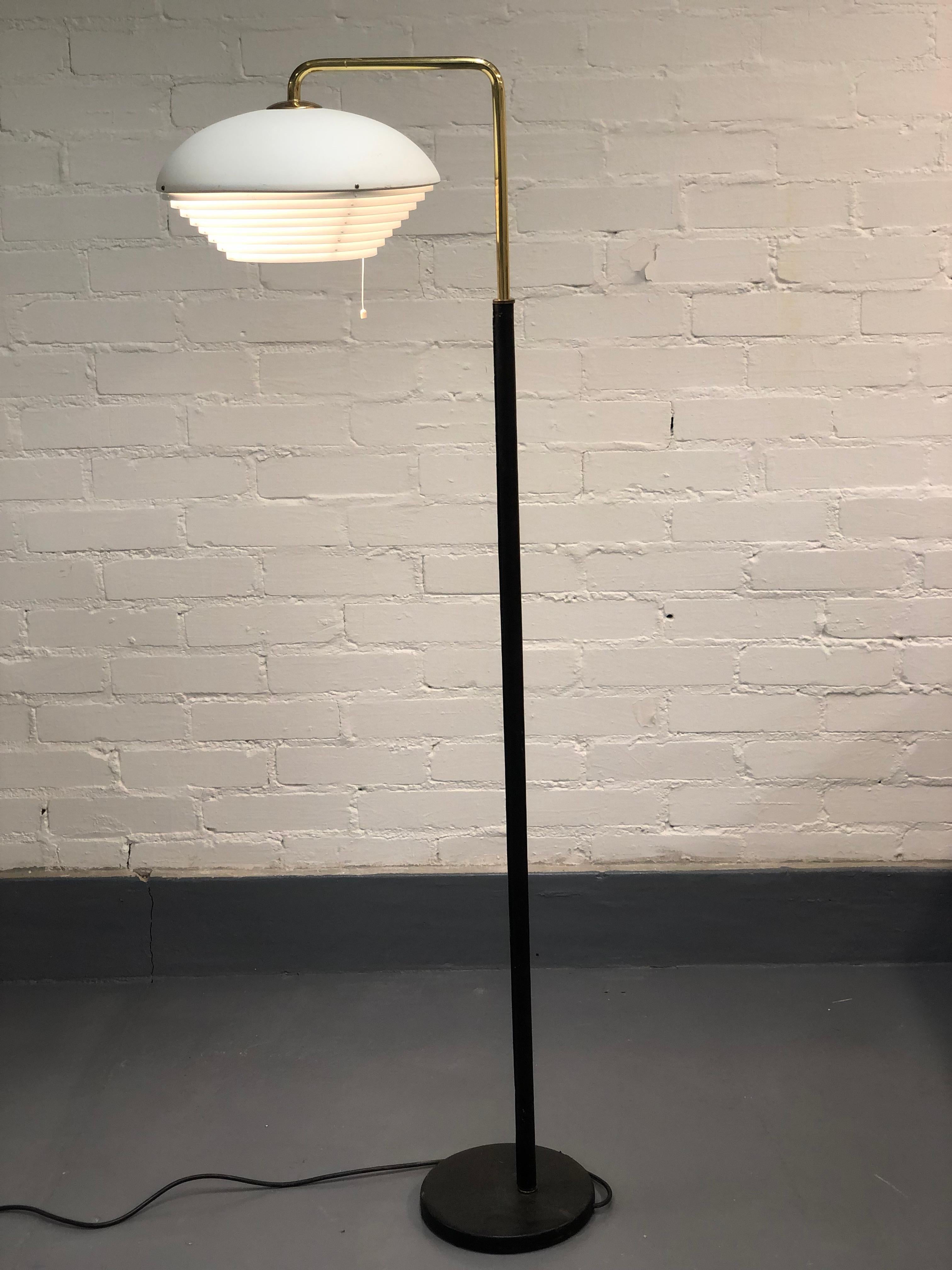 Scandinavian Modern Alvar Aalto Floor Lamp Model A811, Valaistustyö For Sale