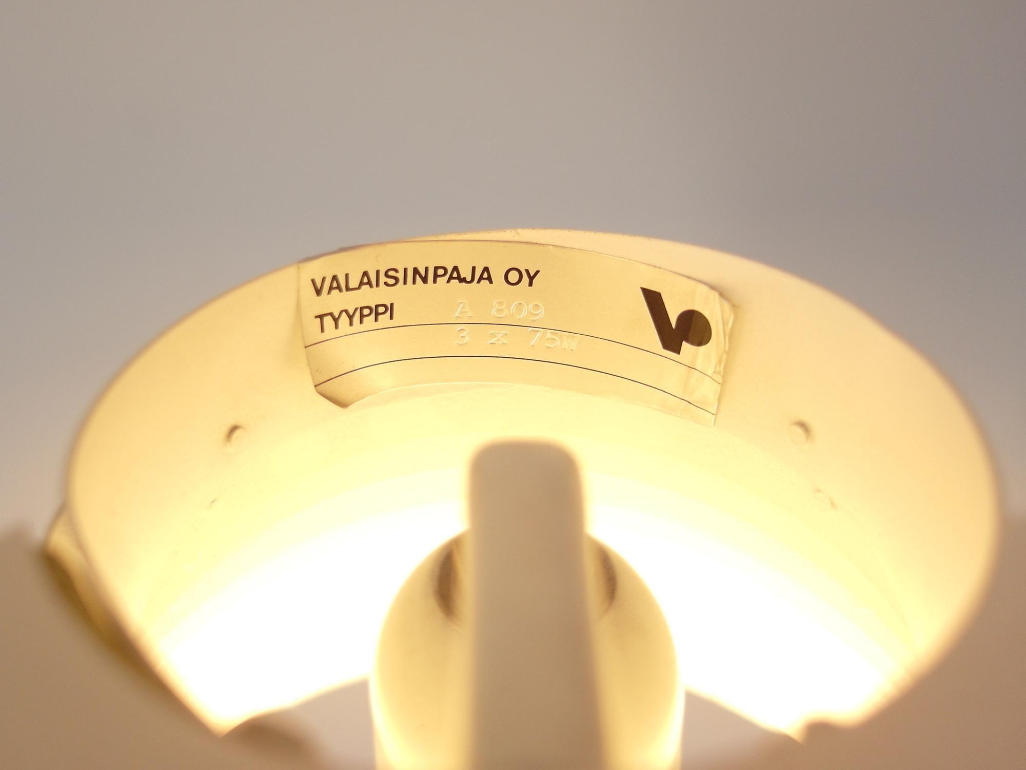 Alvar Aalto Floor Light A809 Early Production by Valaisinpaja Oy, Finland, 1959 For Sale 8