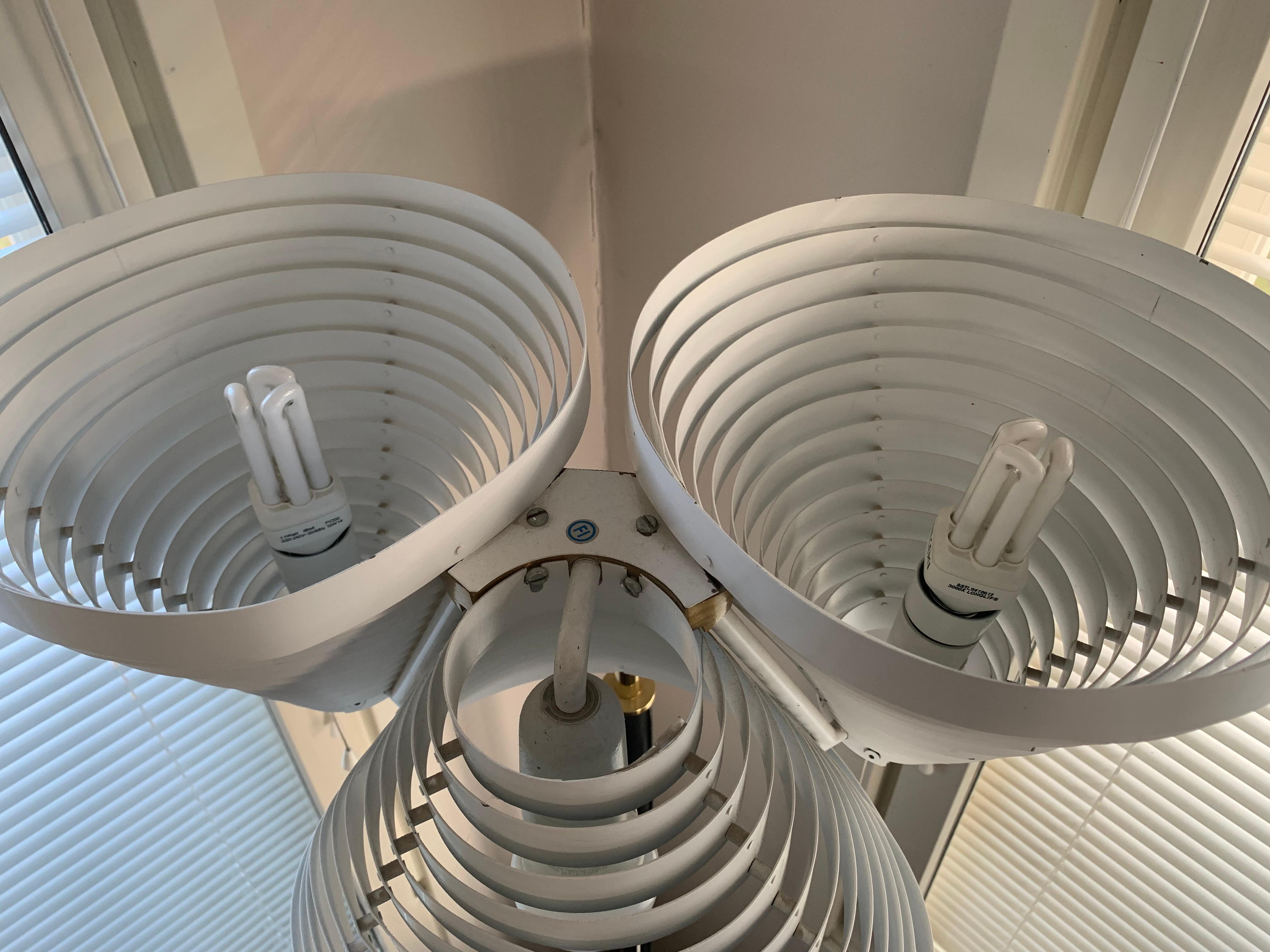 Alvar Aalto floorlamp model A809 In Good Condition For Sale In Hyvinkää, FI