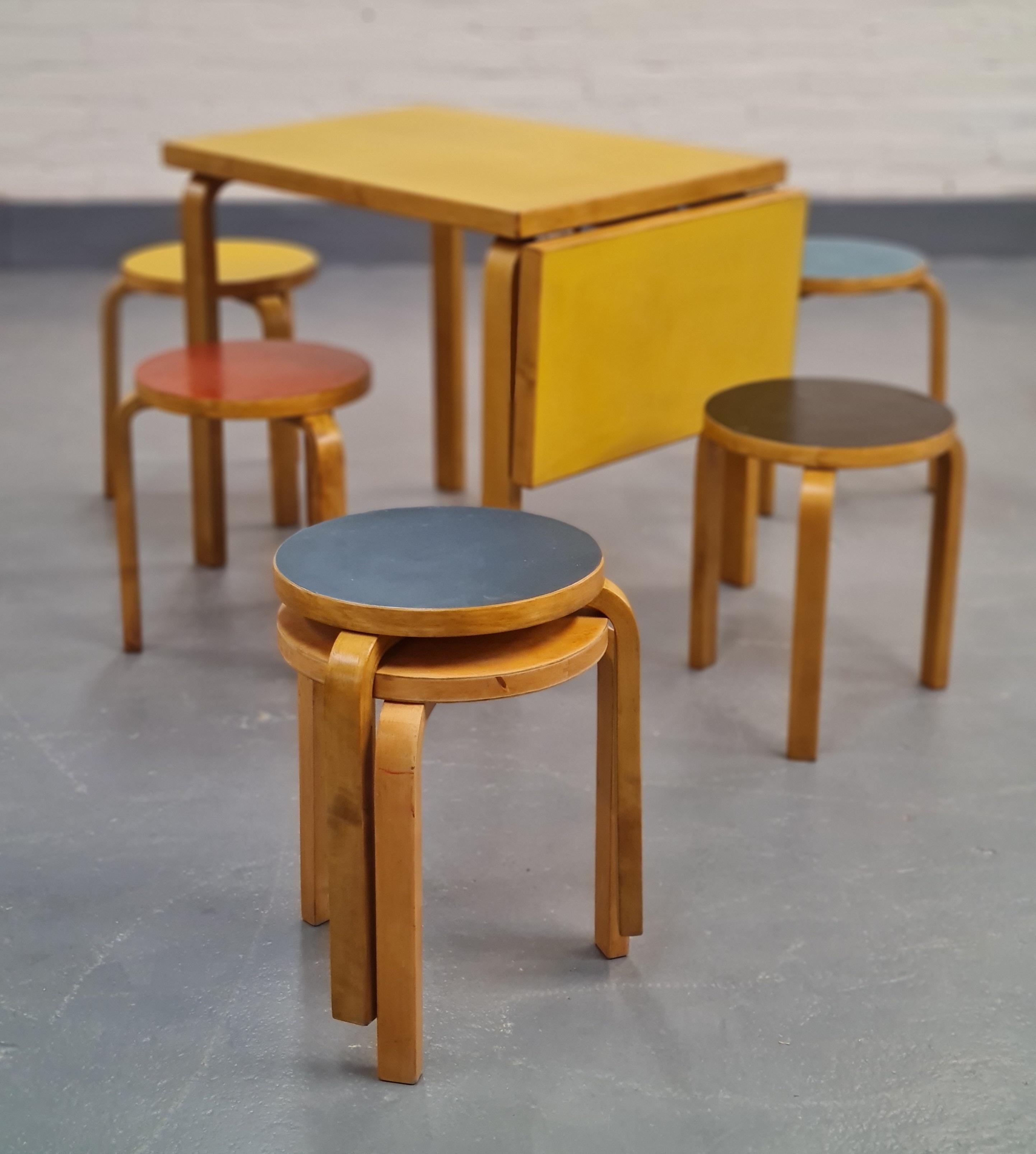 Alvar Aalto Foldable Table and 6 Stools, Artek 13