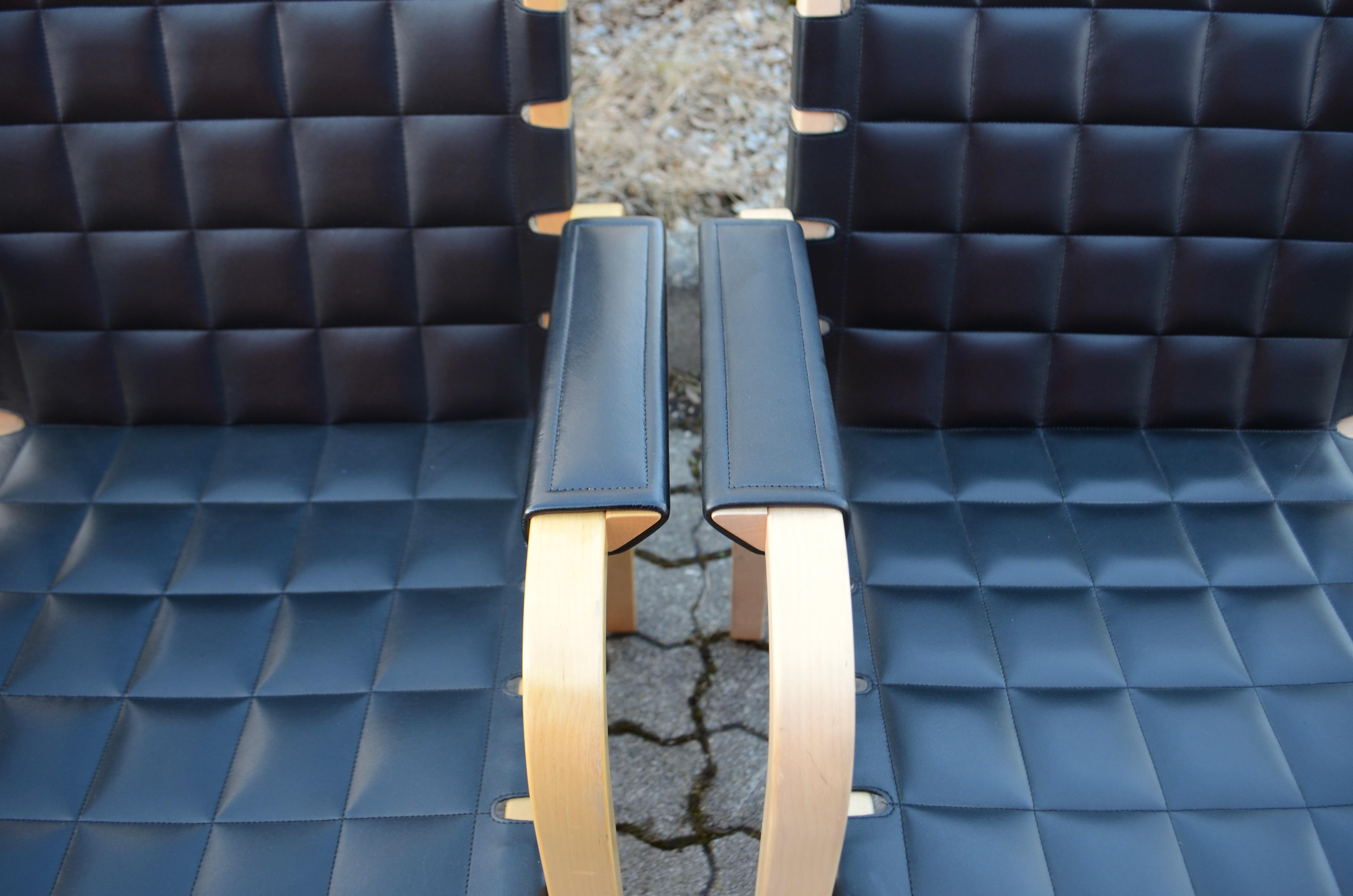 Alvar Aalto für Artek Modell 45 Sesselstuhl aus schwarzem Leder 1 von 4 im Angebot 5