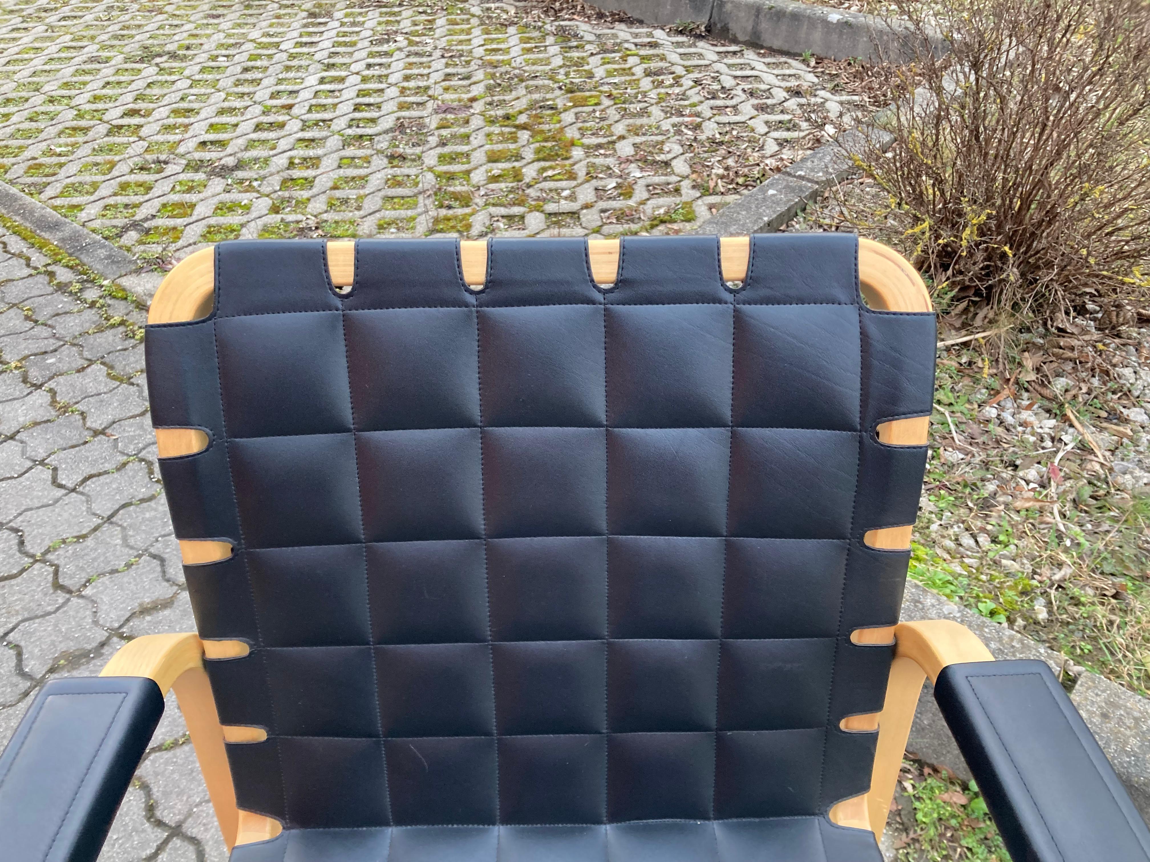 Alvar Aalto for Artek Model 45 Armchair Chair Black Leather 1 of 6 For Sale 1